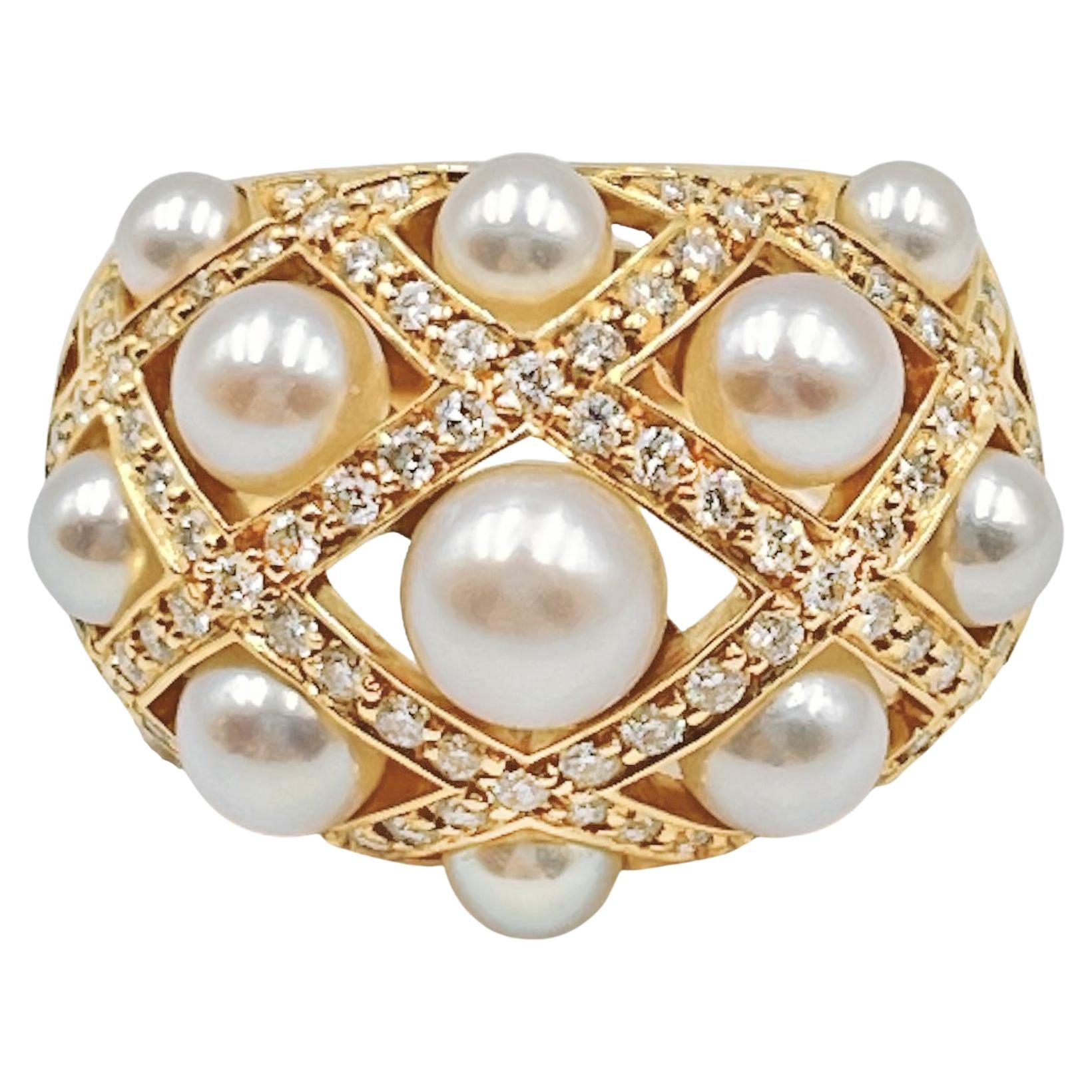 Chanel 18k Gold Diamond Pearl Matelassé Ring