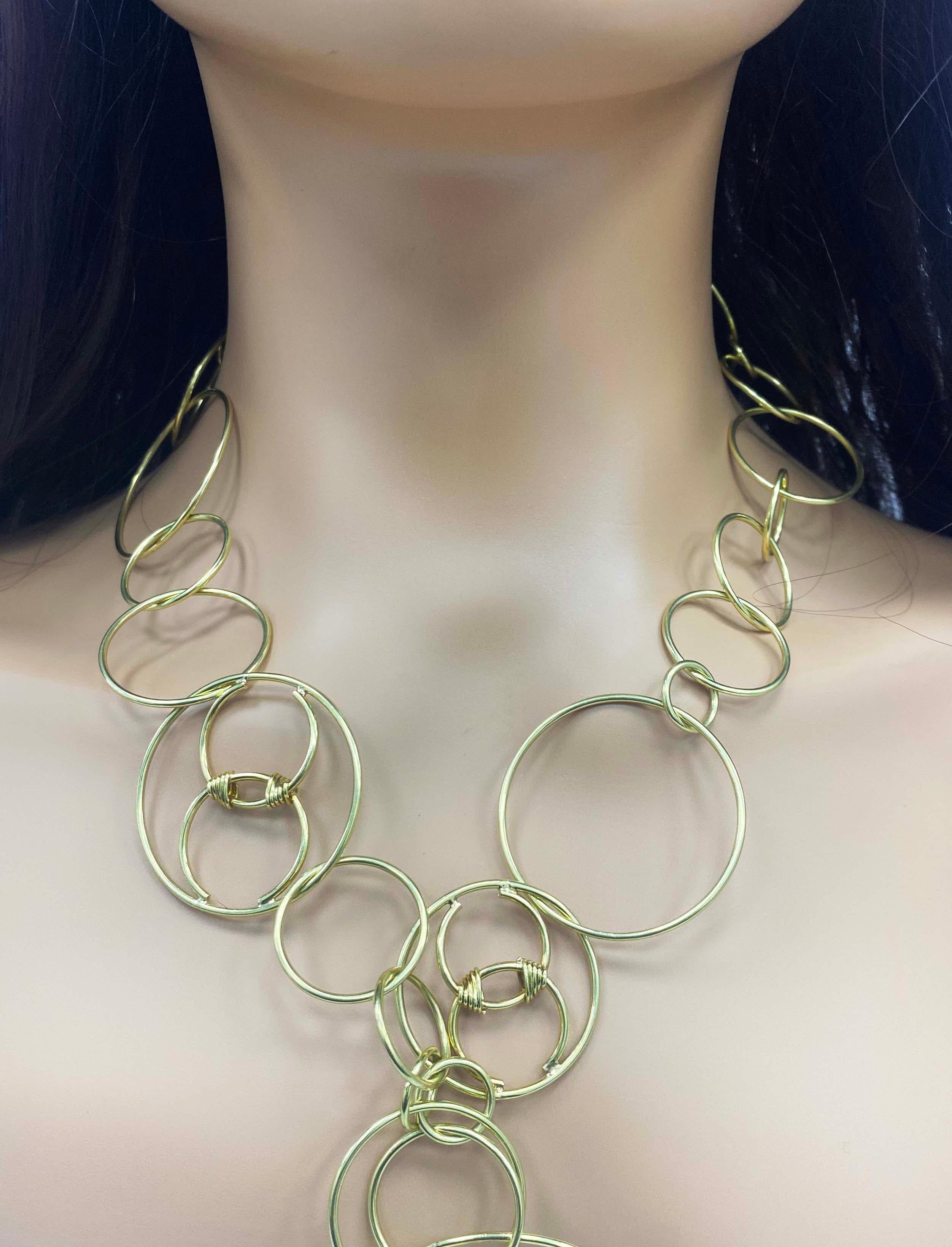 18K Chanel Gold Hoop Link Halskette. Ca. 32,5 Zoll lang, Gewicht 60,4 dwt 
