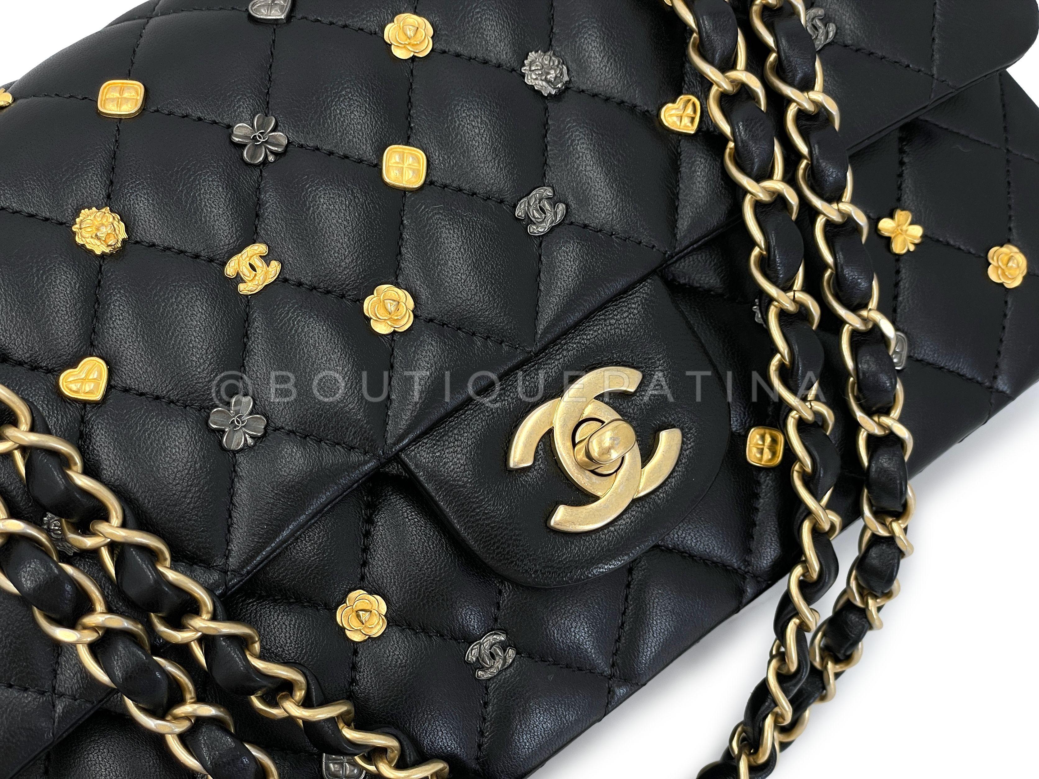 Chanel 18K Lucky Heart Charms Medium Classic Double Flap Bag Black 67513 For Sale 4