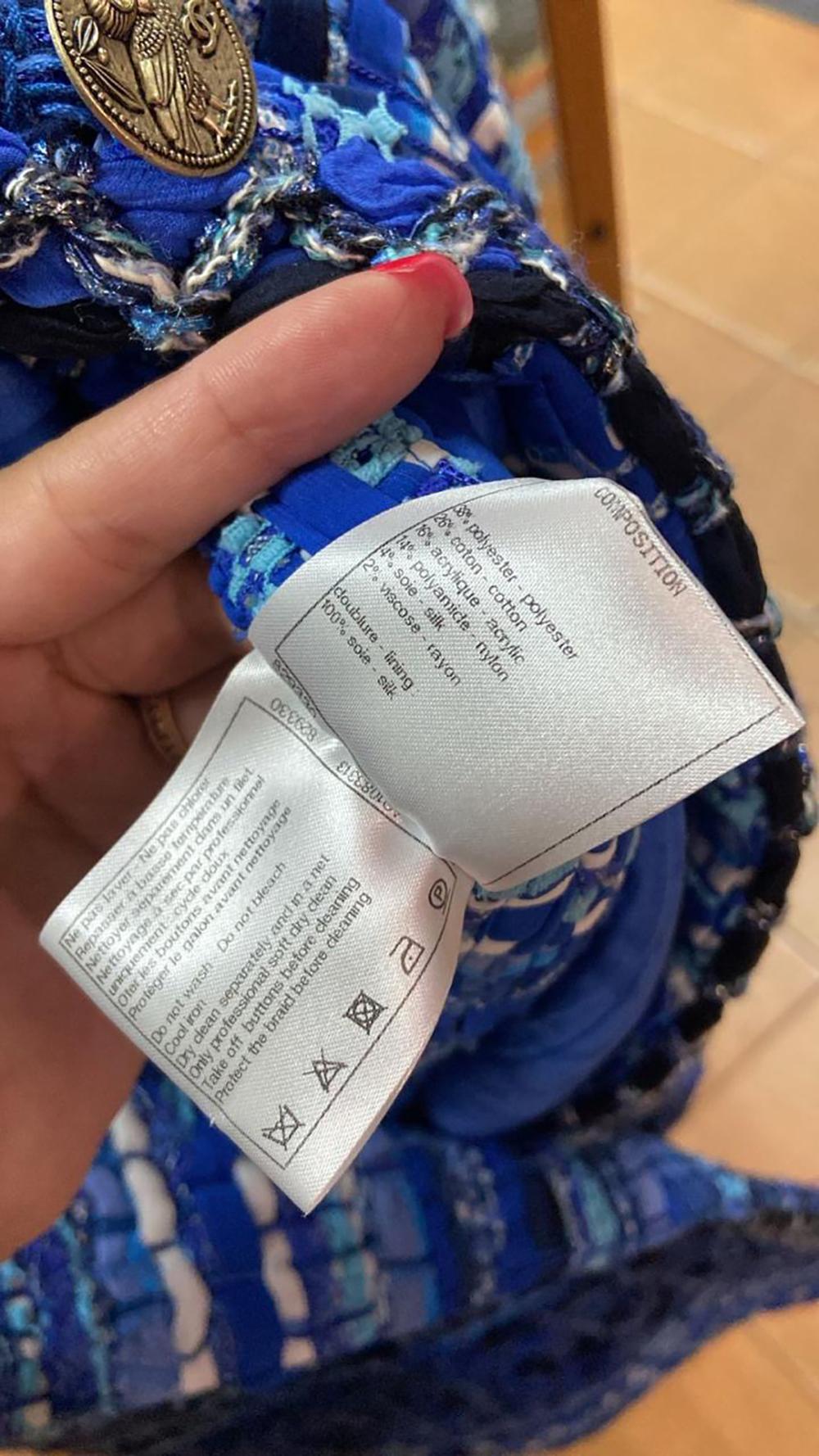 Chanel 18K$ Paris / Grèce Veste en tweed à ruban azur 40 FR en vente 6