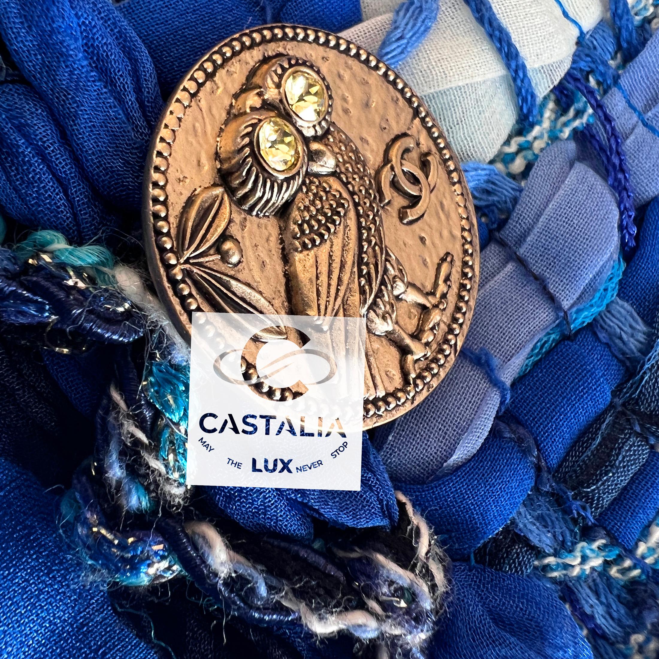Chanel 18K$ Paris / Grèce Veste en tweed à ruban azur 40 FR en vente 2