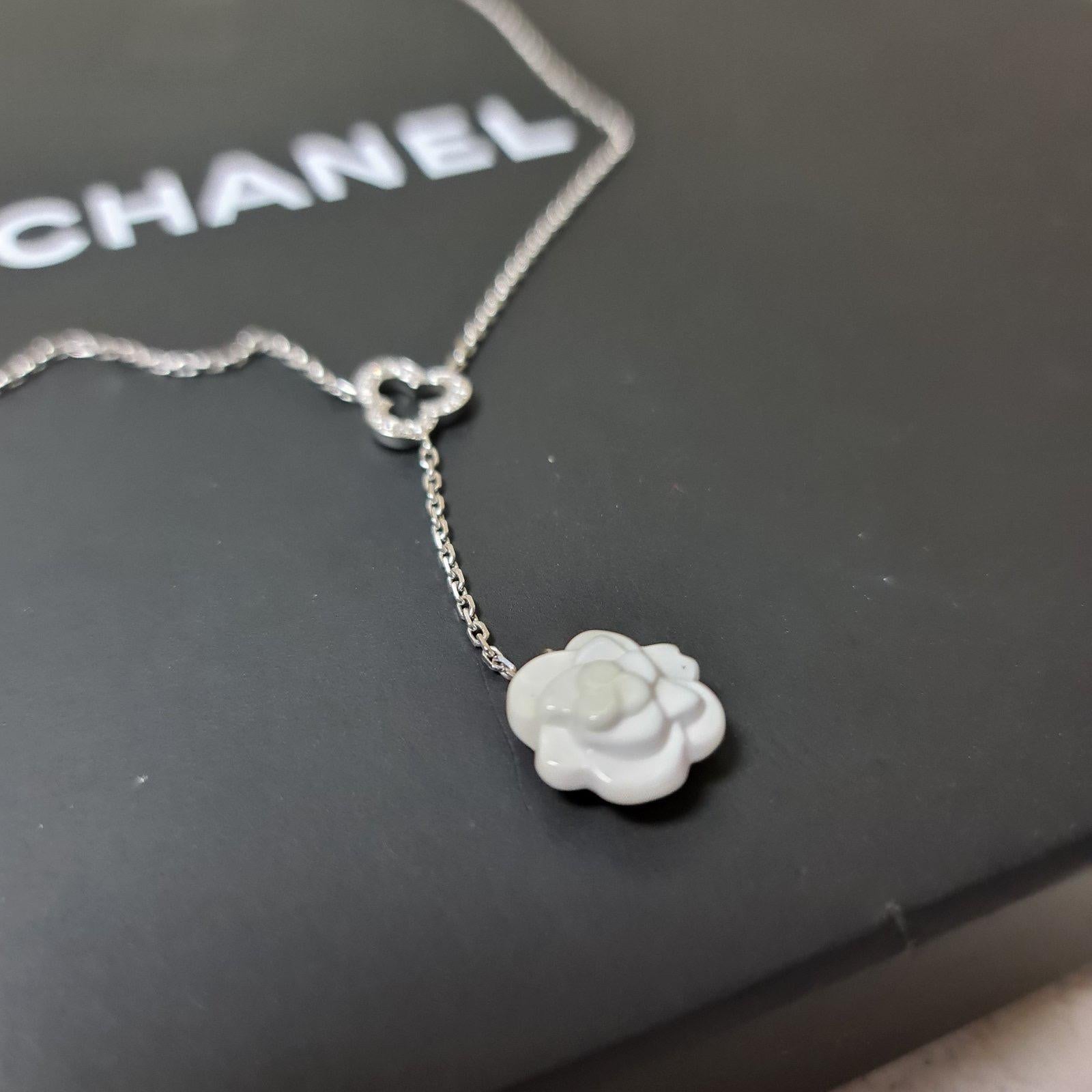Women's Chanel 18K White Gold Camellia Agate Diamond Necklace