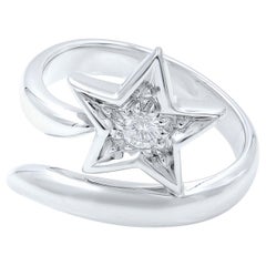 Chanel 18 Karat White Gold Comete Diamond Star Ring