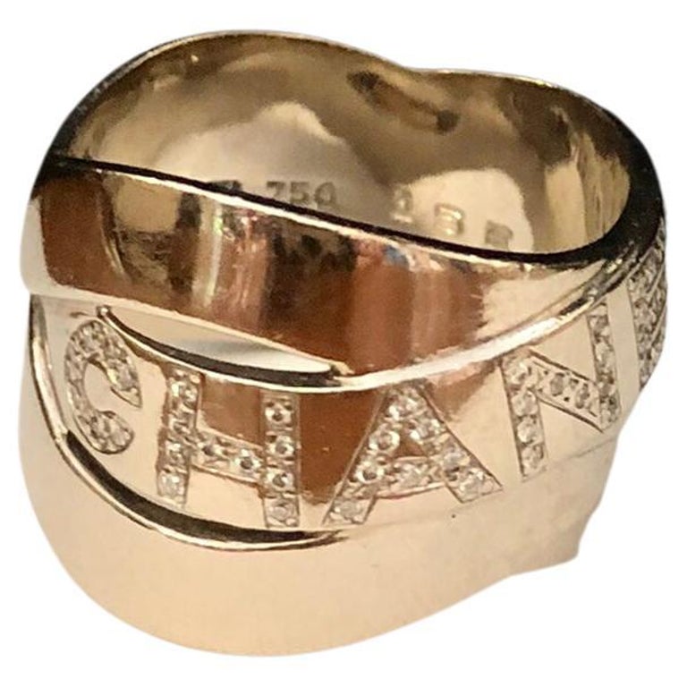Split Shank Pave Round Diamond Engagement Ring In 18K Yellow Gold