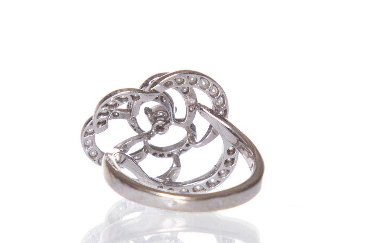 CHANEL 18K White Gold Flower Ring With Diamonds Size 6 In Excellent Condition For Sale In Scottsdale, AZ