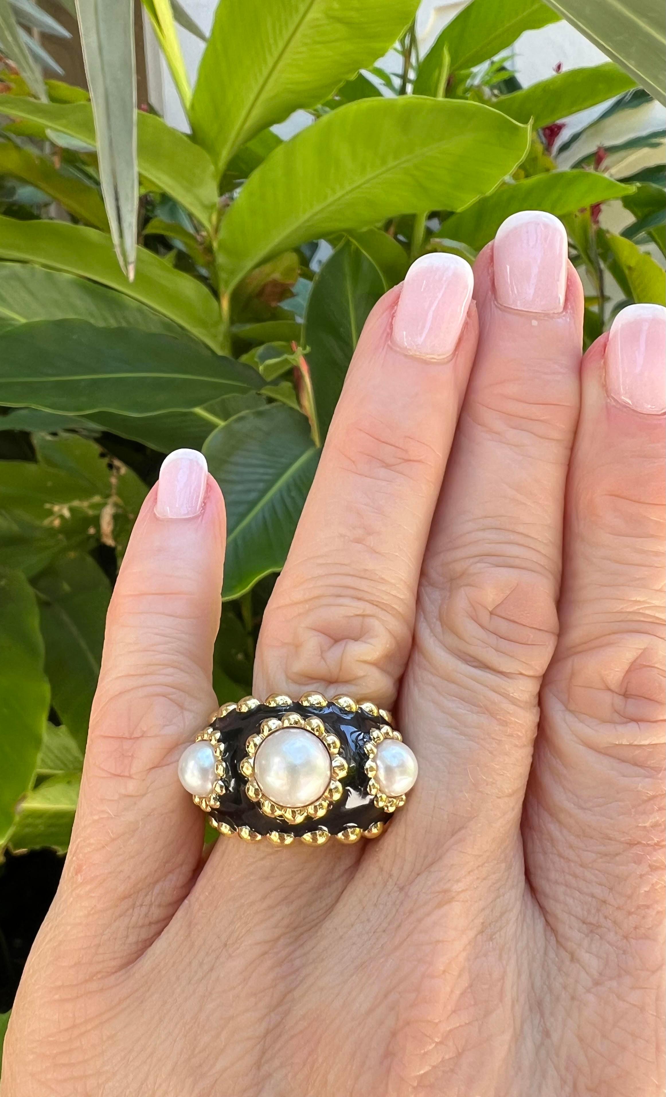Bead Chanel 18k Yellow Gold Black Enamel Three Pearl Ring