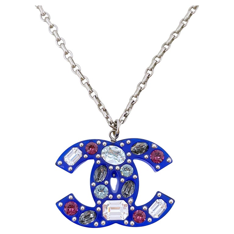 BNIB: CHANEL CC Logo Crystal Pendant Necklace