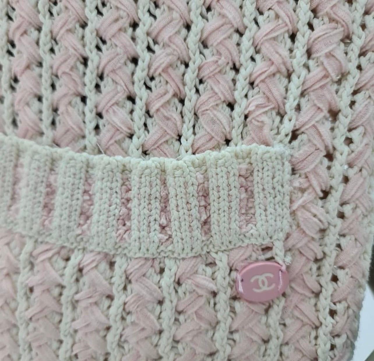 Chanel 18P Pink Knitted Top Skirt Set In Good Condition For Sale In Krakow, PL