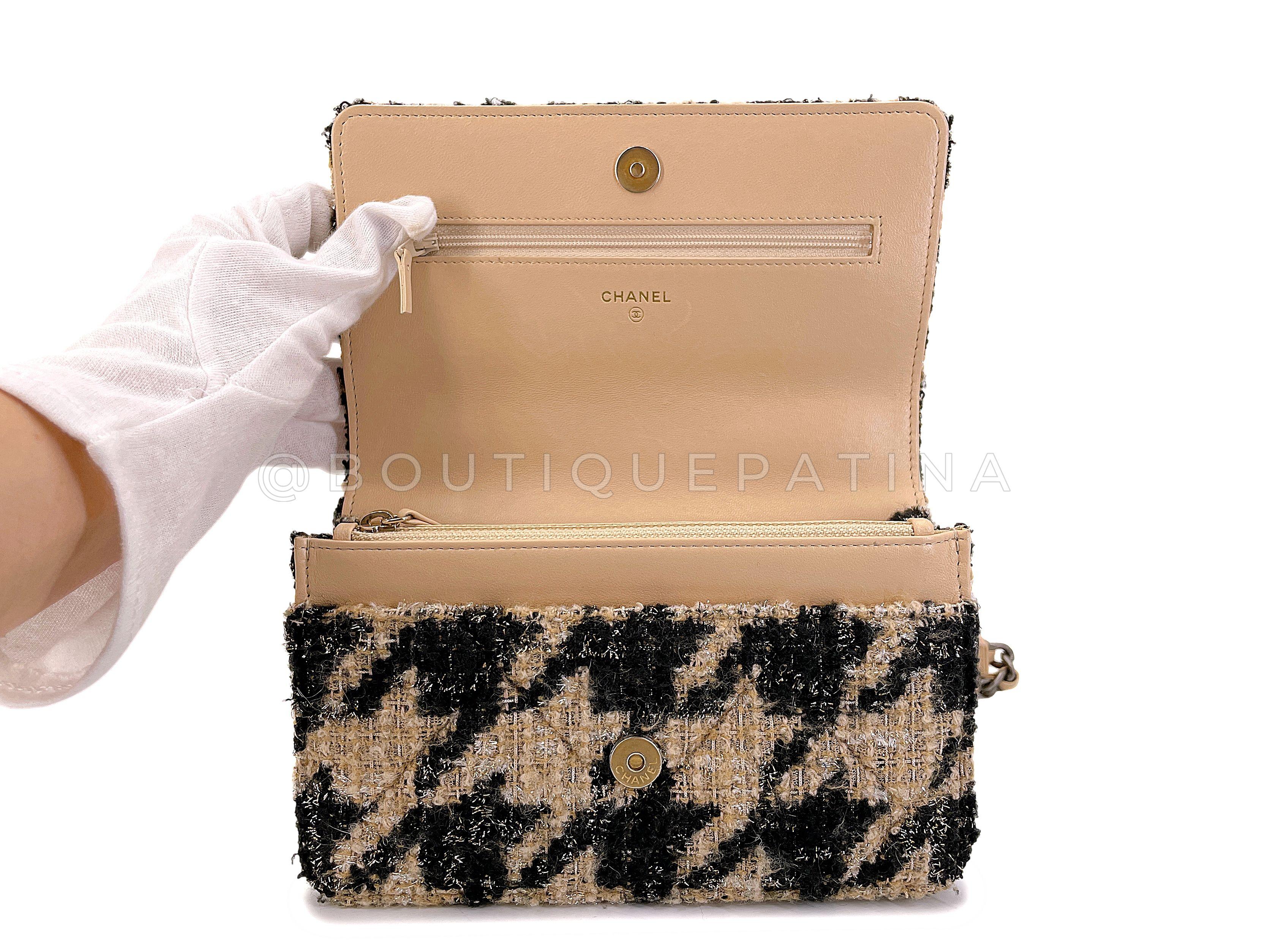 Chanel 19 19K Beige-Black Houndstooth Wallet on Chain WOC Bag Set 67757 For Sale 6