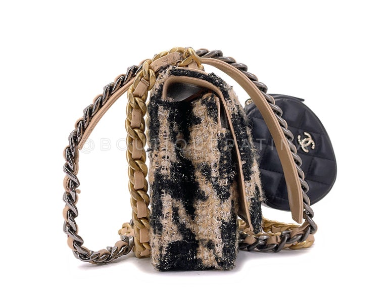 Maxi Chanel 19 Houndstooth Tweed 19K Beige Black Flap Bag