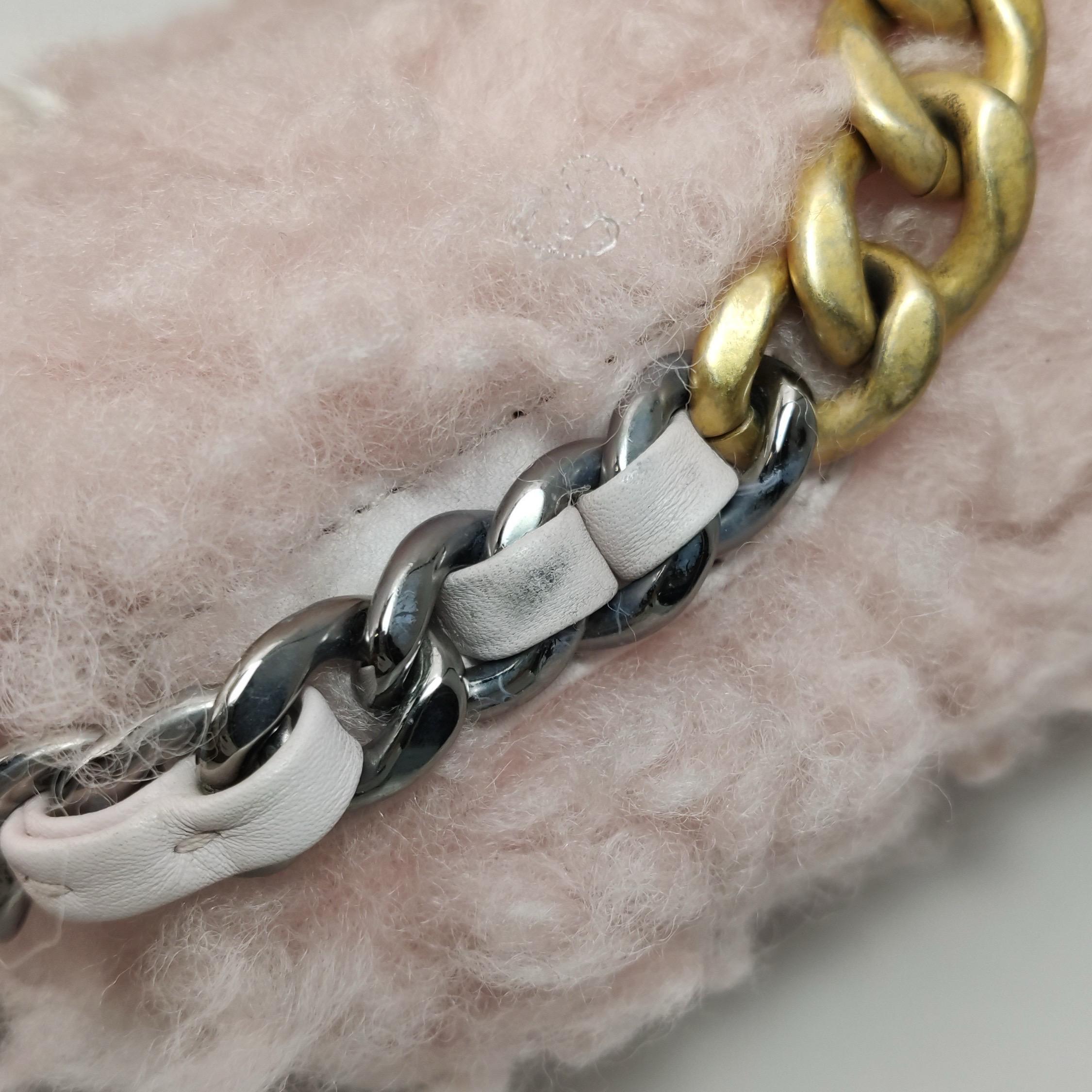 Chanel 19 Bolso 2021 Bolso pequeño con solapa de piel de oveja rosa en venta 6
