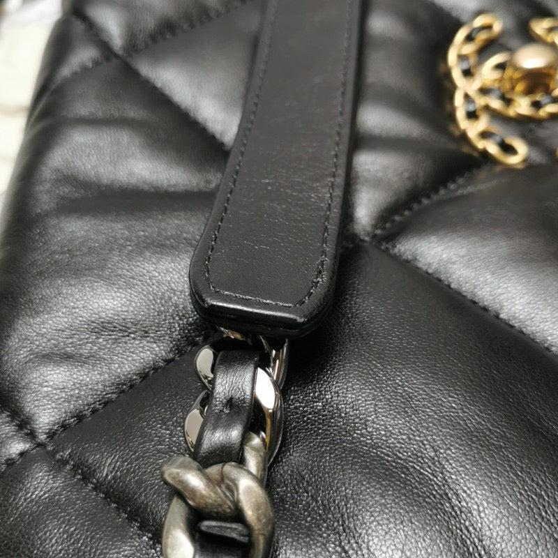Chanel 19 Bag Small Black Lambskin Leather Crossbody Bag, 2020-2021 For Sale 8
