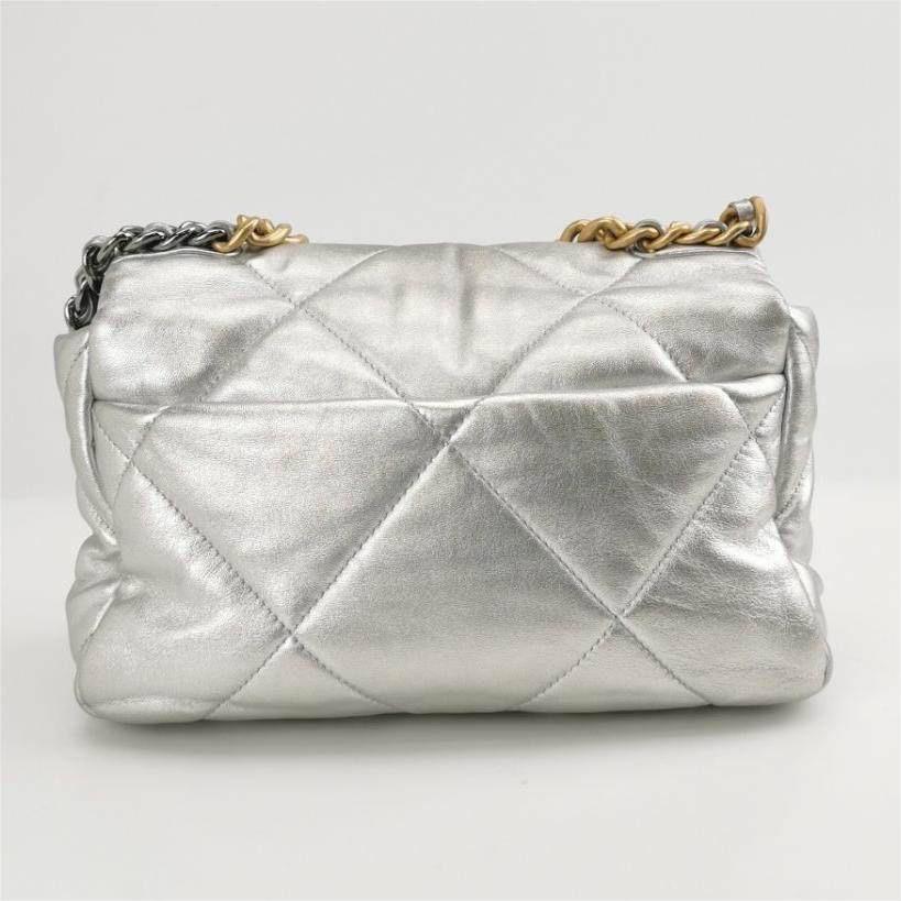 Women's Chanel 19 Bag Small Silver Crossbody Bag For Sale