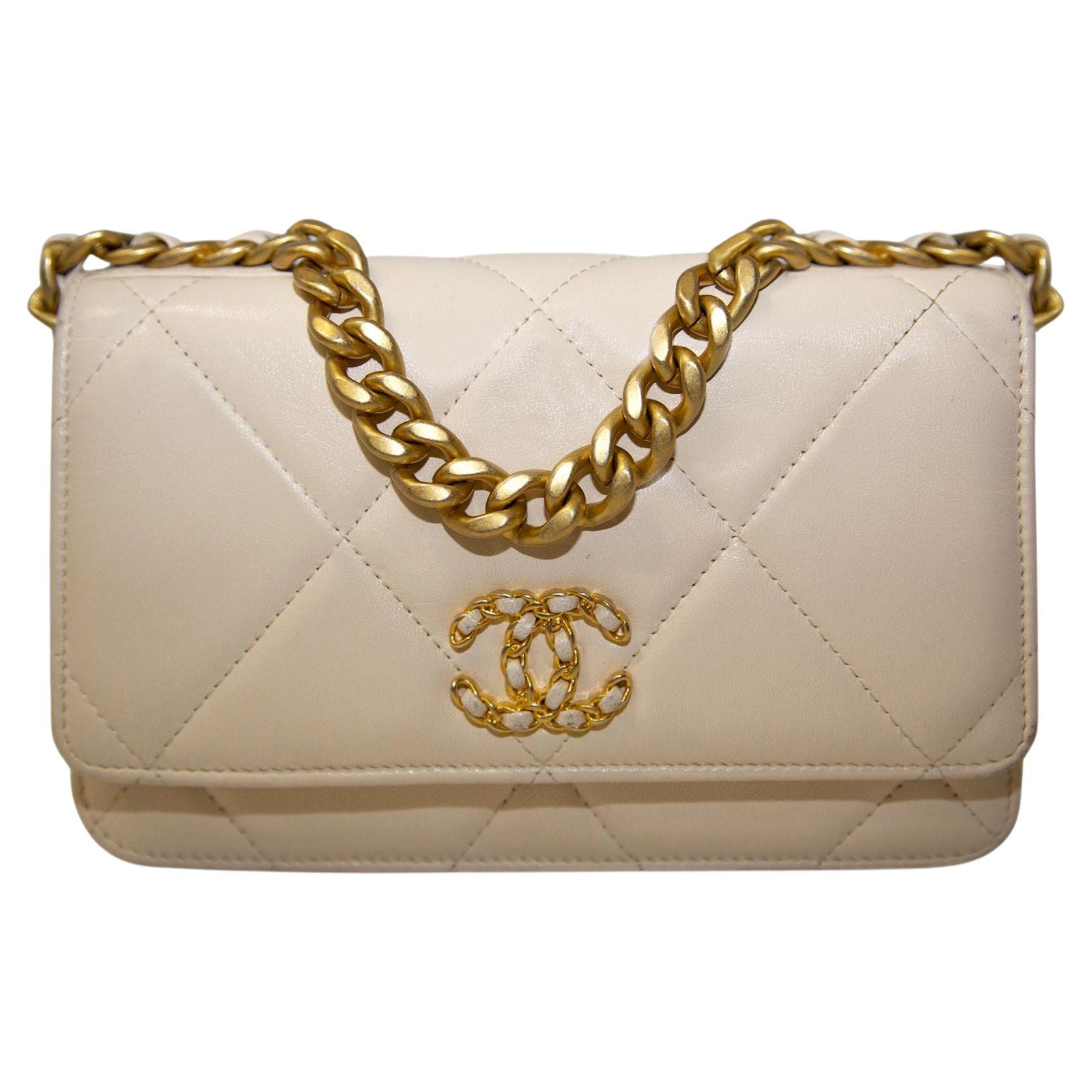 Chanel 19 Beige Wallet On Chain For Sale