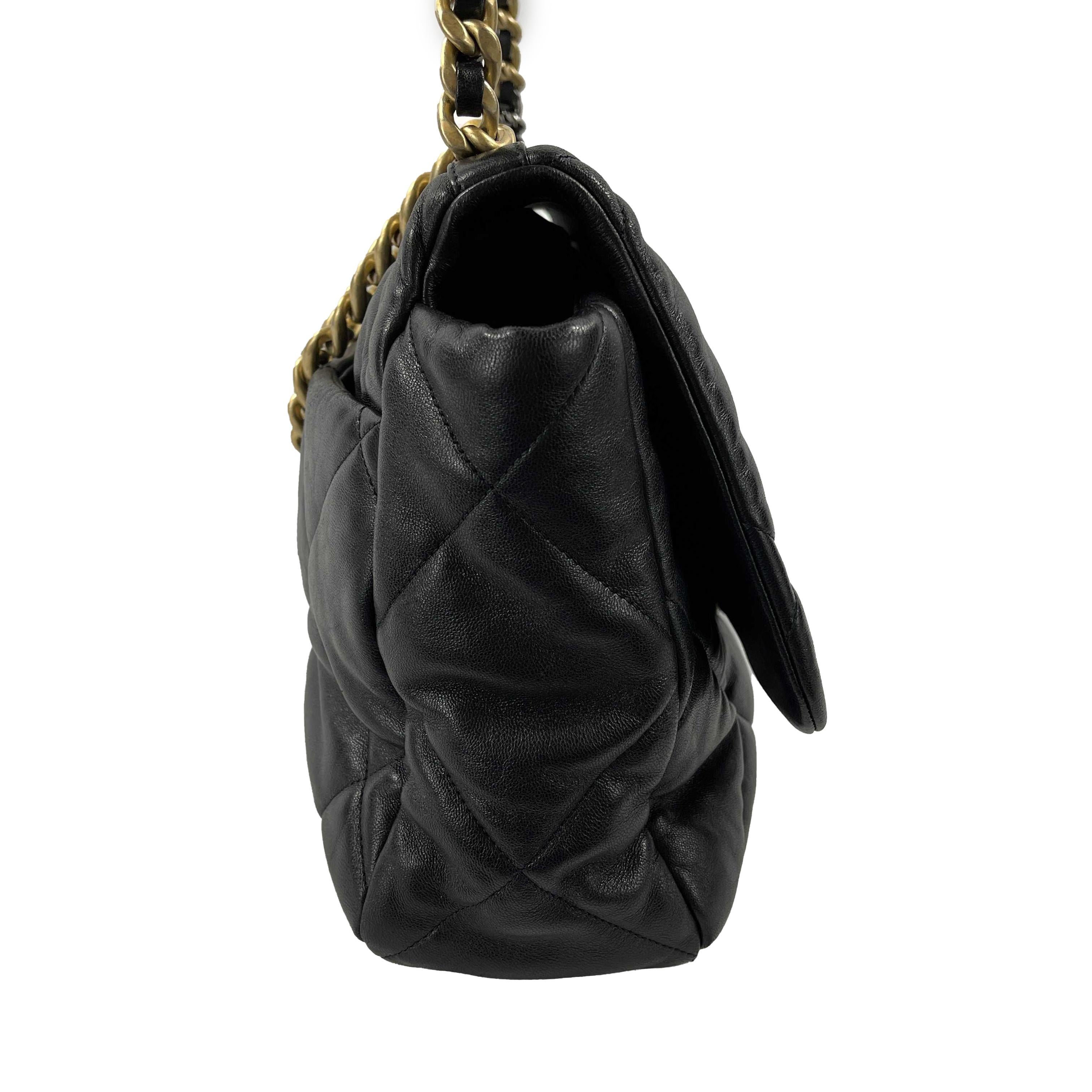 CHANEL 19 - CC Chain Maxi Black / Multi Metal Quilted Lambskin Flap Shoulder Bag 3