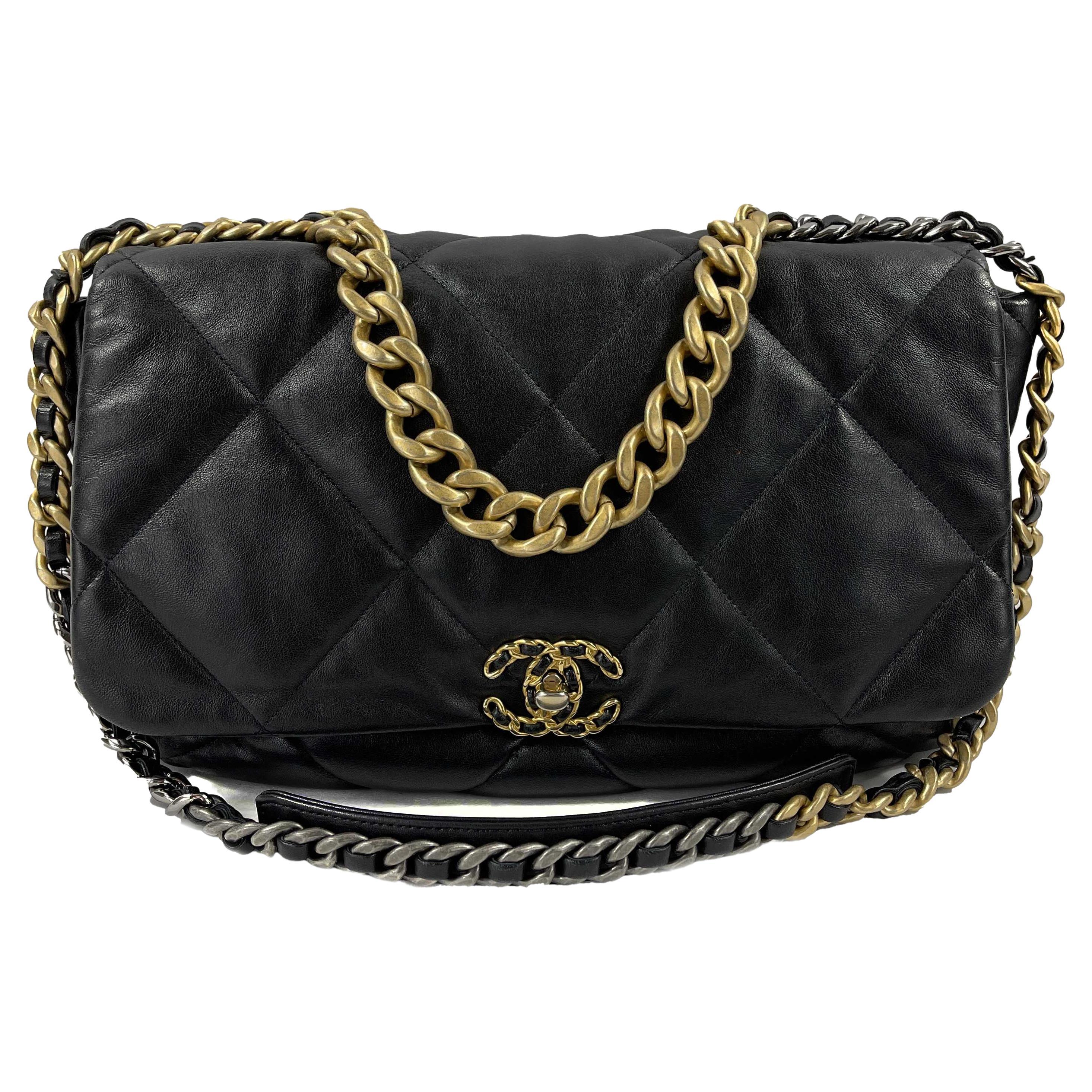 CHANEL 19 - CC Chain Maxi Black / Multi Metal Quilted Lambskin Flap  Shoulder Bag at 1stDibs