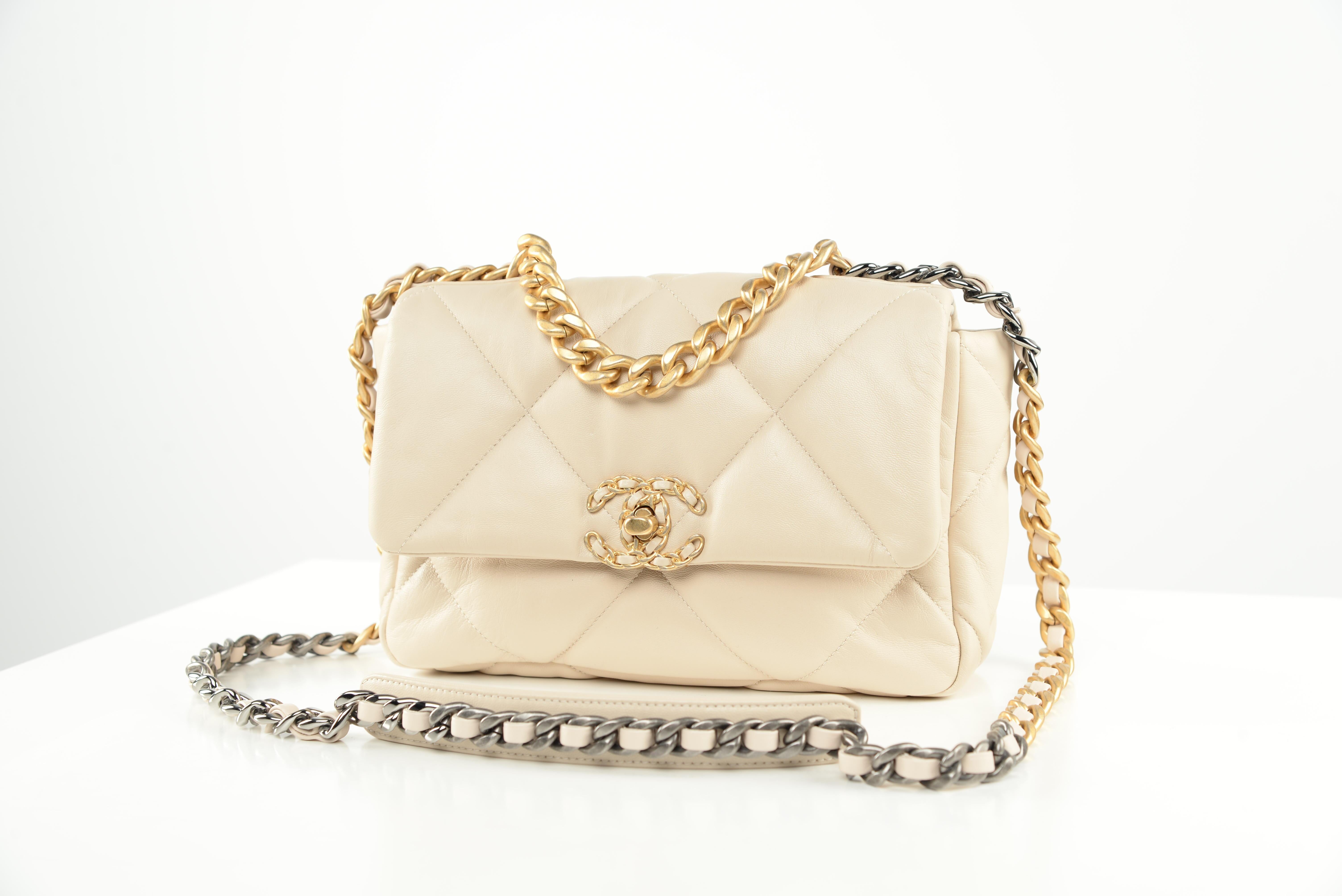 chanel 19 cream bag