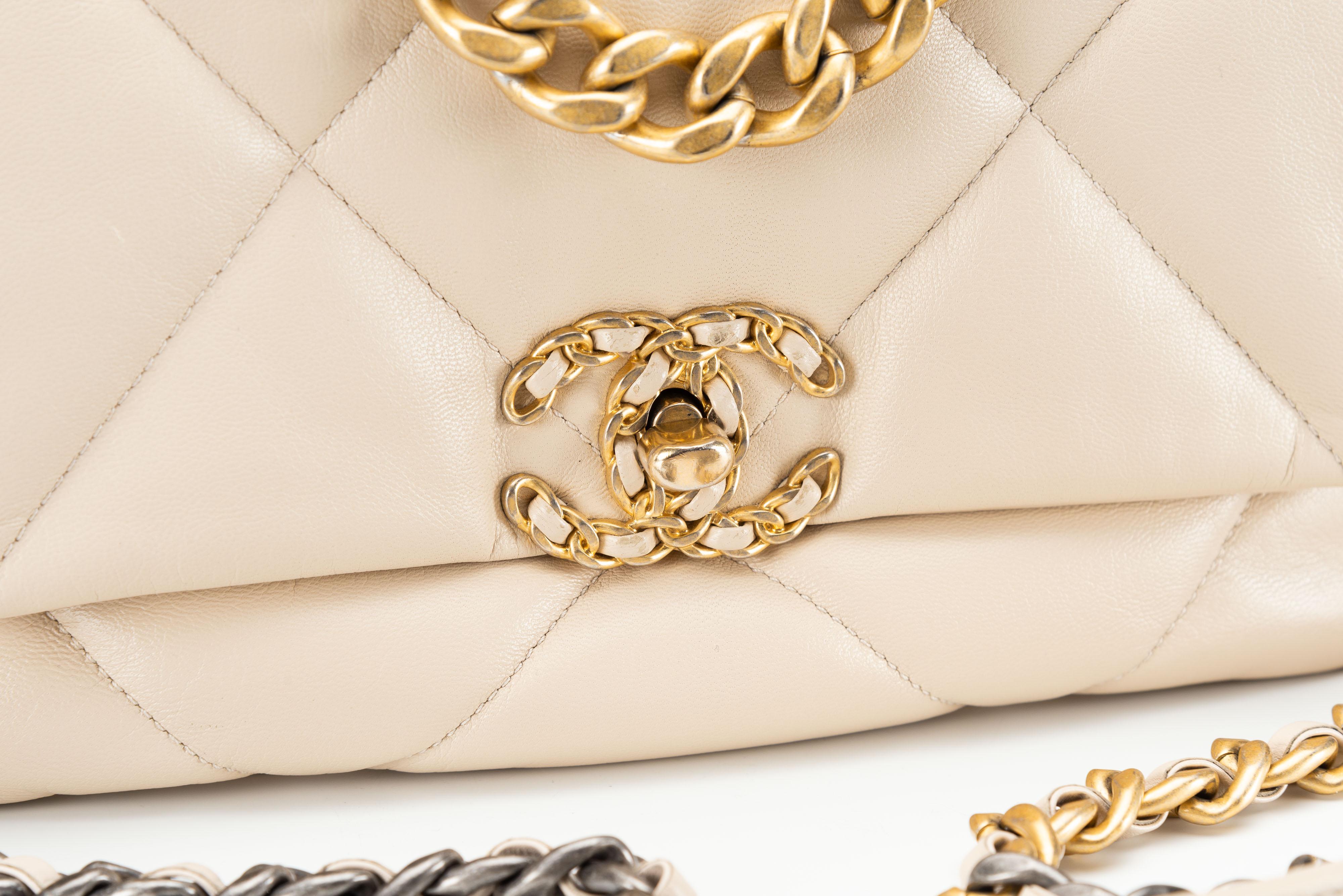 Chanel 19 Flap Bag Cream Quilted Lambskin Leather 2