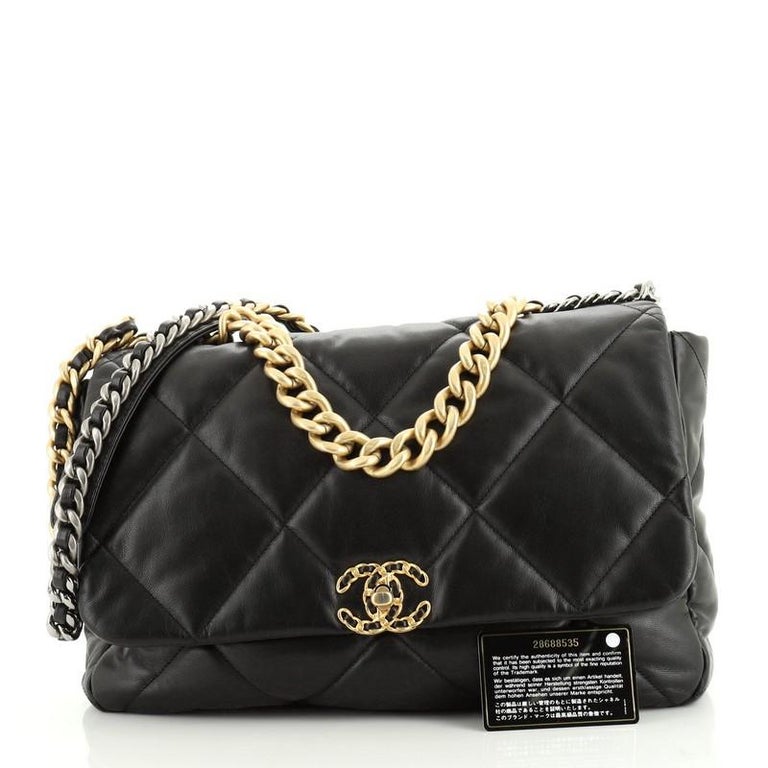 red chanel 19 flap