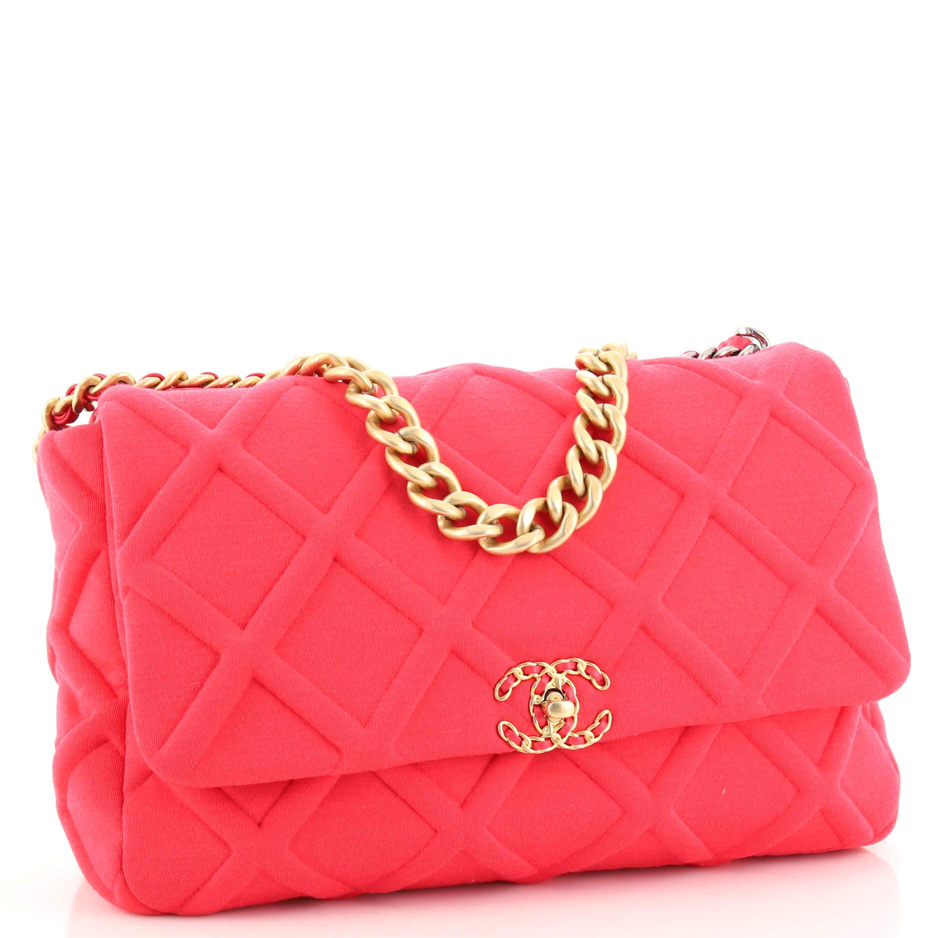 chanel 19 red