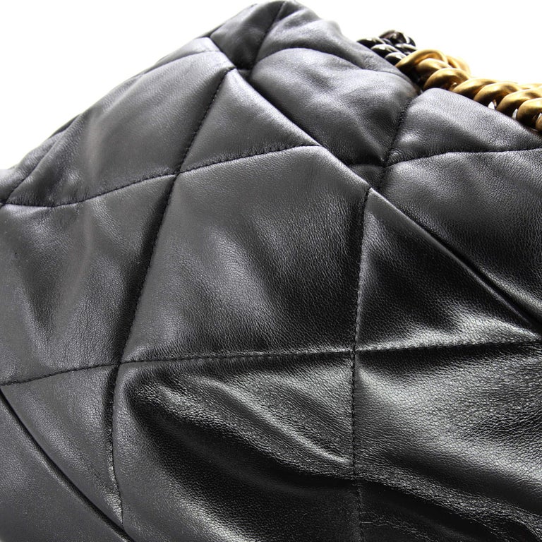 CHANEL Lambskin Quilted Medium Chanel 19 Flap Black 456645