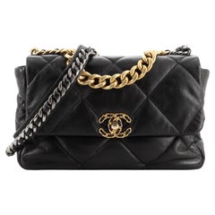 Chanel - Sac à rabat en cuir matelassé 19 - Large