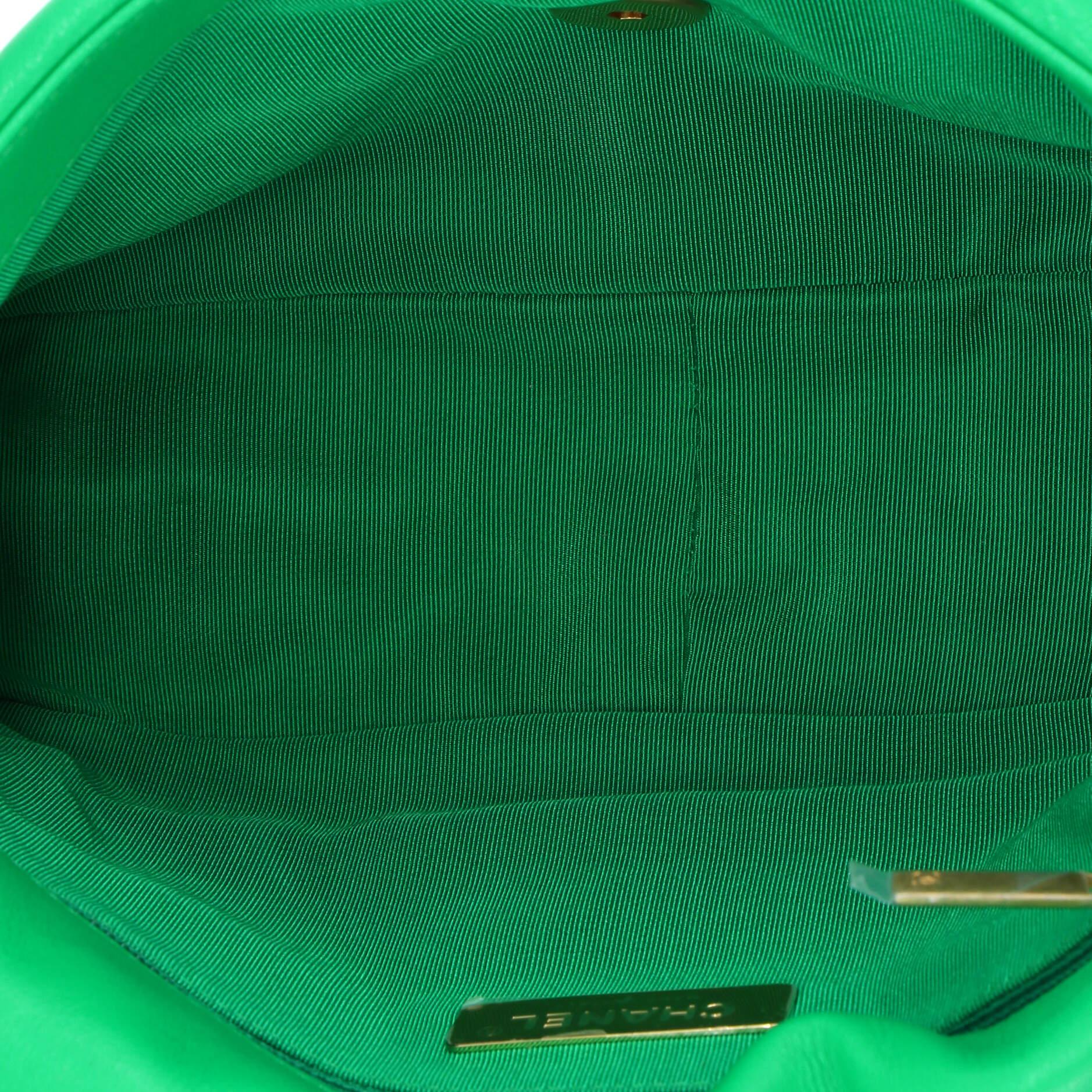 Chanel 19 Flap Bag Quilted Leather Medium For Sale at 1stDibs