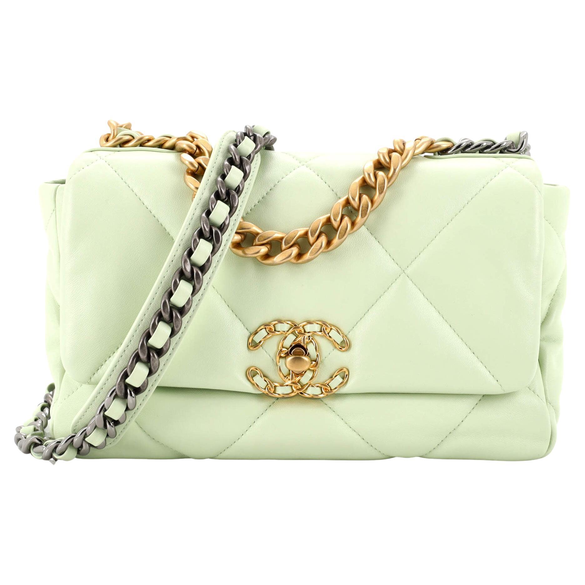Chanel 19 Handbags - 395 For Sale on 1stDibs