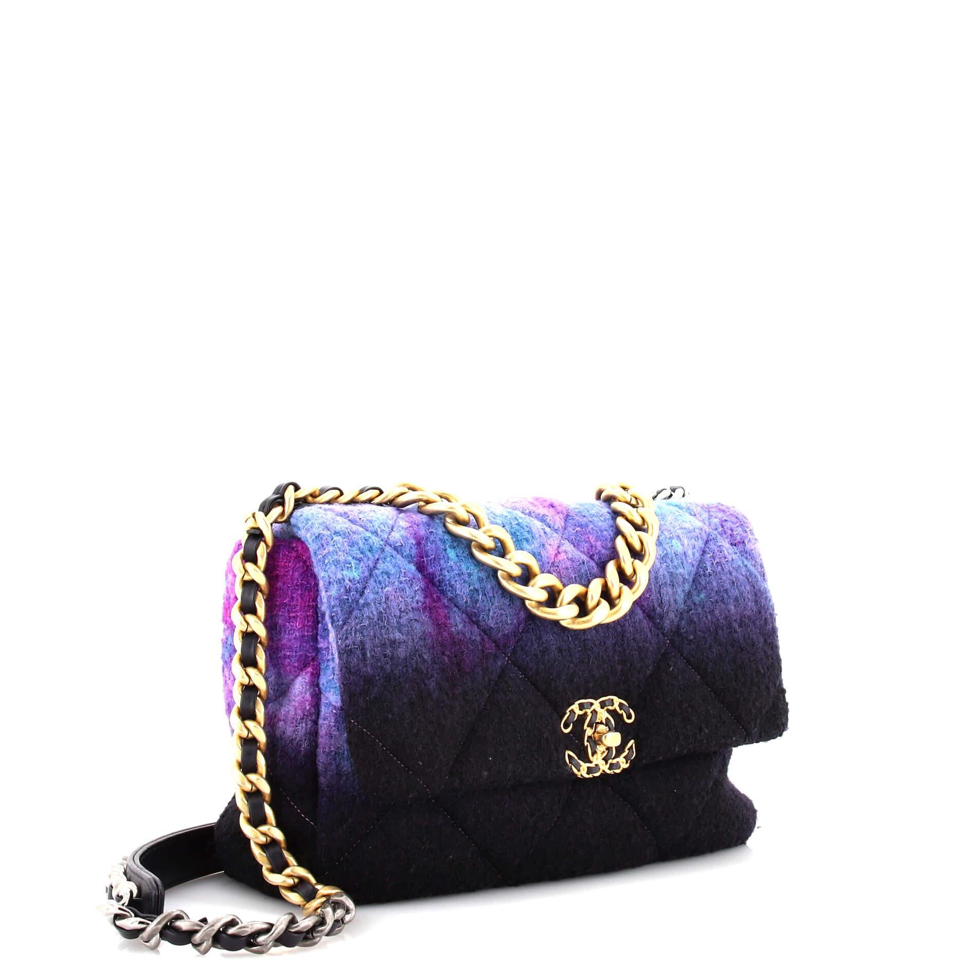 Chanel 19 Flap Bag Quilted Tweed Large In Good Condition In NY, NY