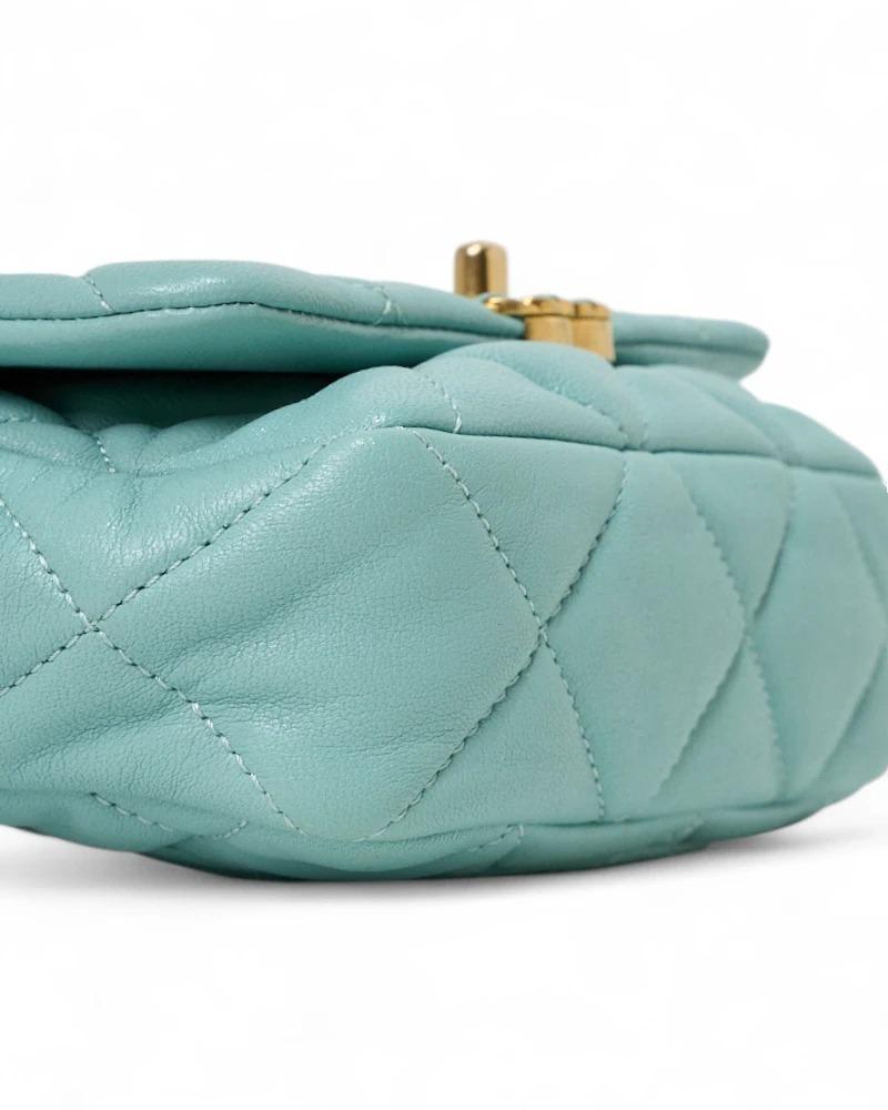 Chanel 19 Klappe Klappe Mini Tiffany im Angebot 6
