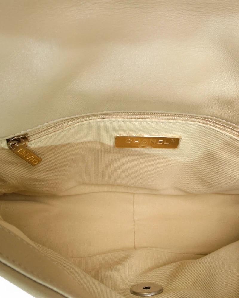 Chanel 19 Flap Small Borsa a Tracolla Trapuntata Pelle Beige For Sale 14
