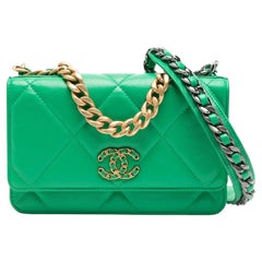 Chanel 19 Cartera Verde Con Cadena