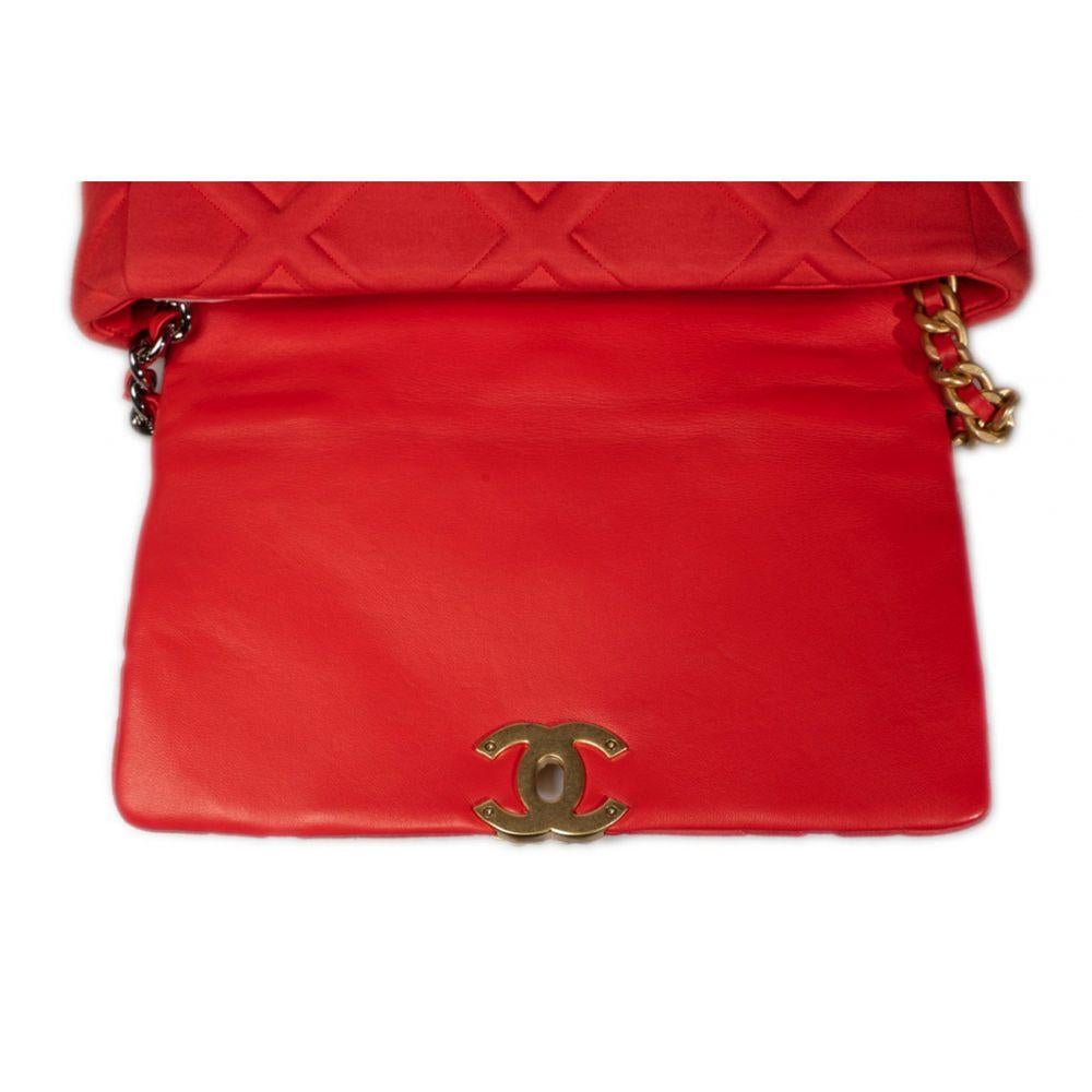 CHANEL, 19 in red canvas 4