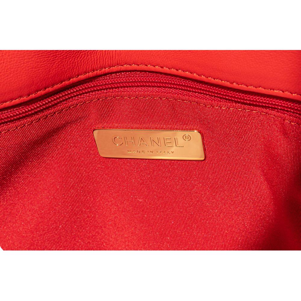 CHANEL, 19 in red canvas 1