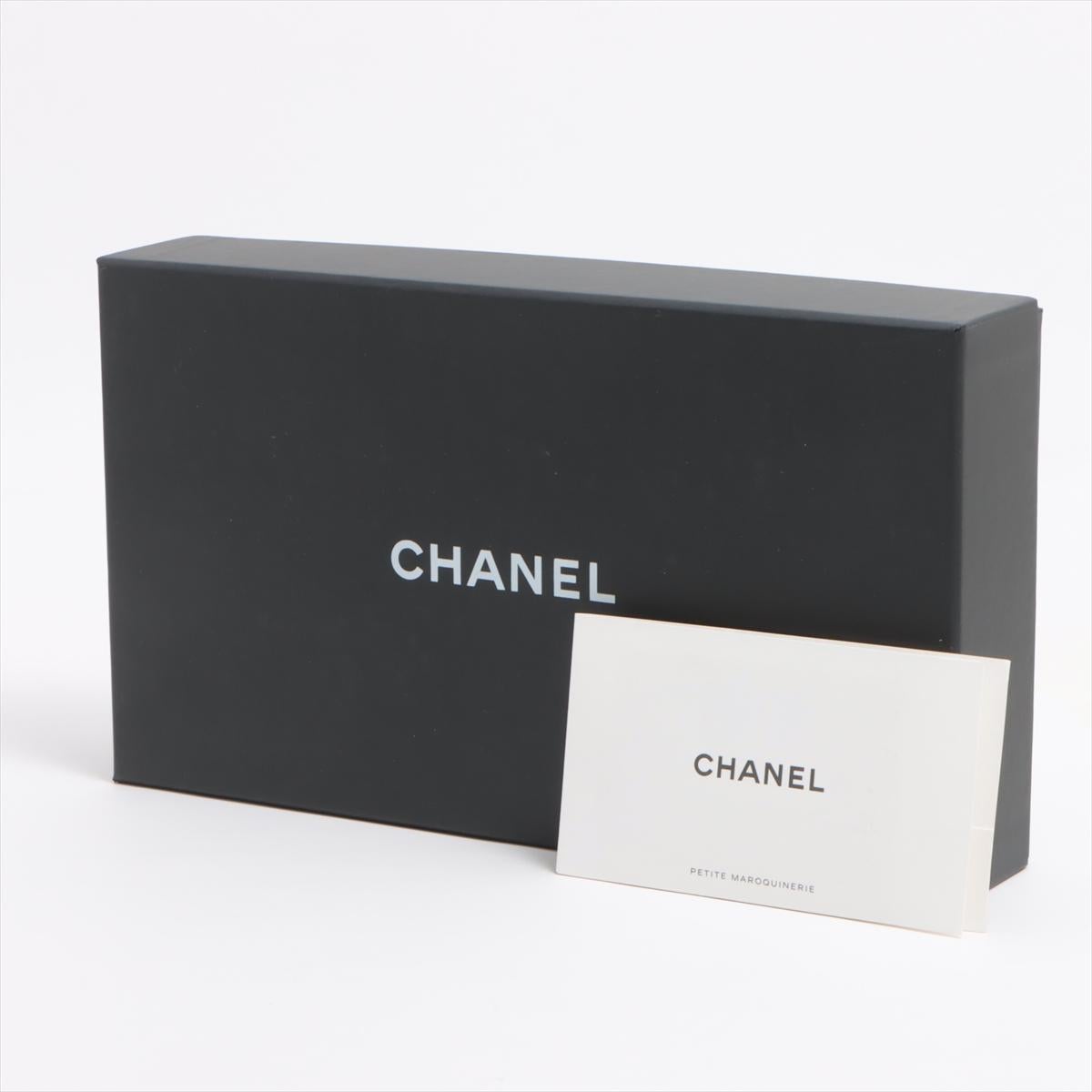 Chanel 19 Lambskin Compact Medium Wallet Purple 5