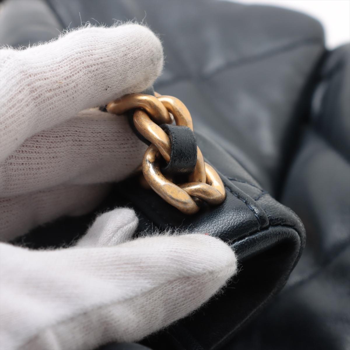 Chanel 19 Matelasse Lambskin Chain Shoulder Bag Navy Blue For Sale 7