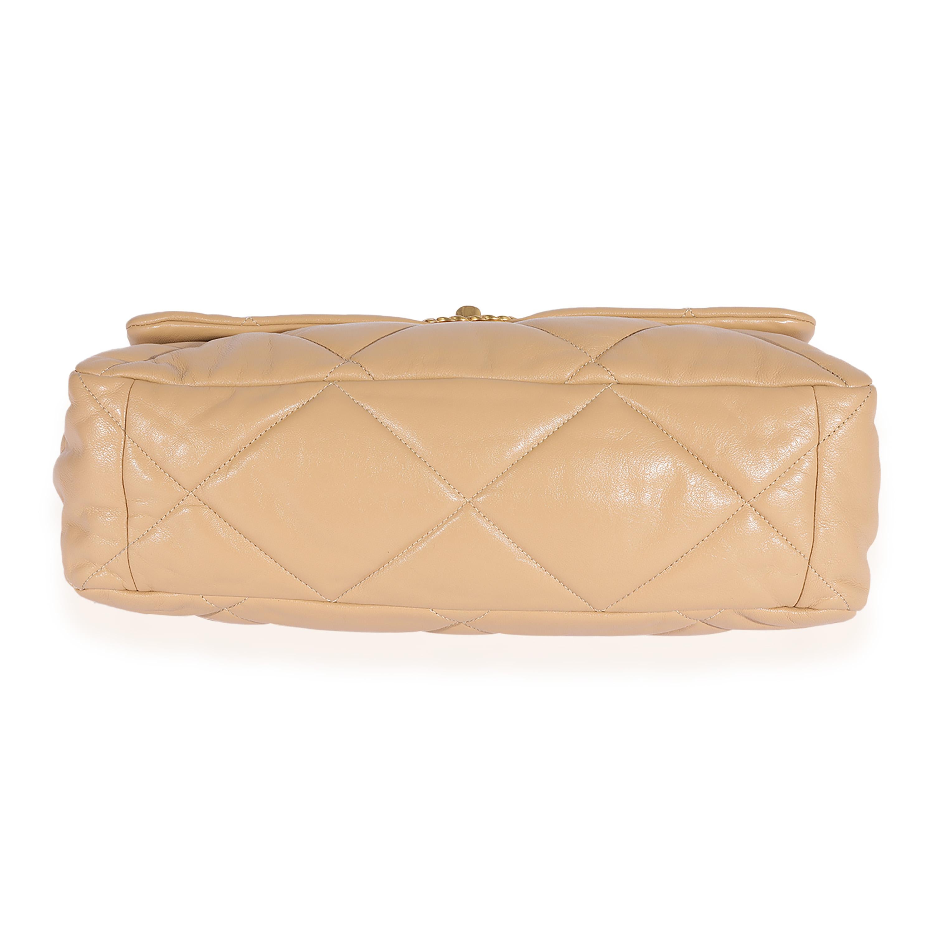 Chanel 19 Maxi Quilted Lambskin Flap Bag In Excellent Condition In New York, NY
