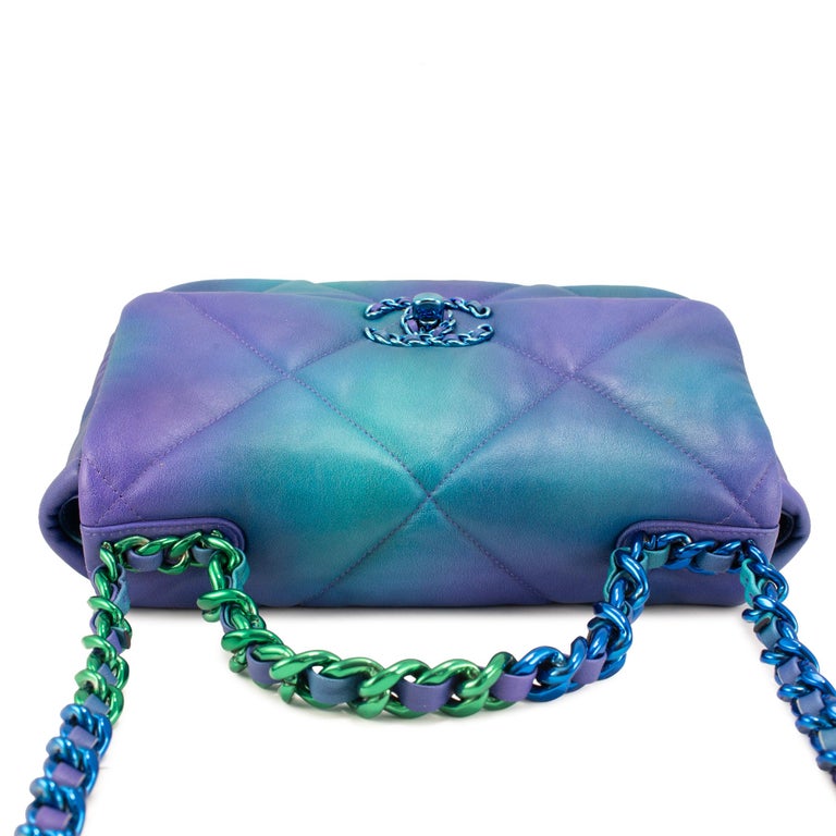 Chanel 19 Medium Tie-Dye Quilted Calfskin Mixed Chain Shoulder Bag, image 8 of 14