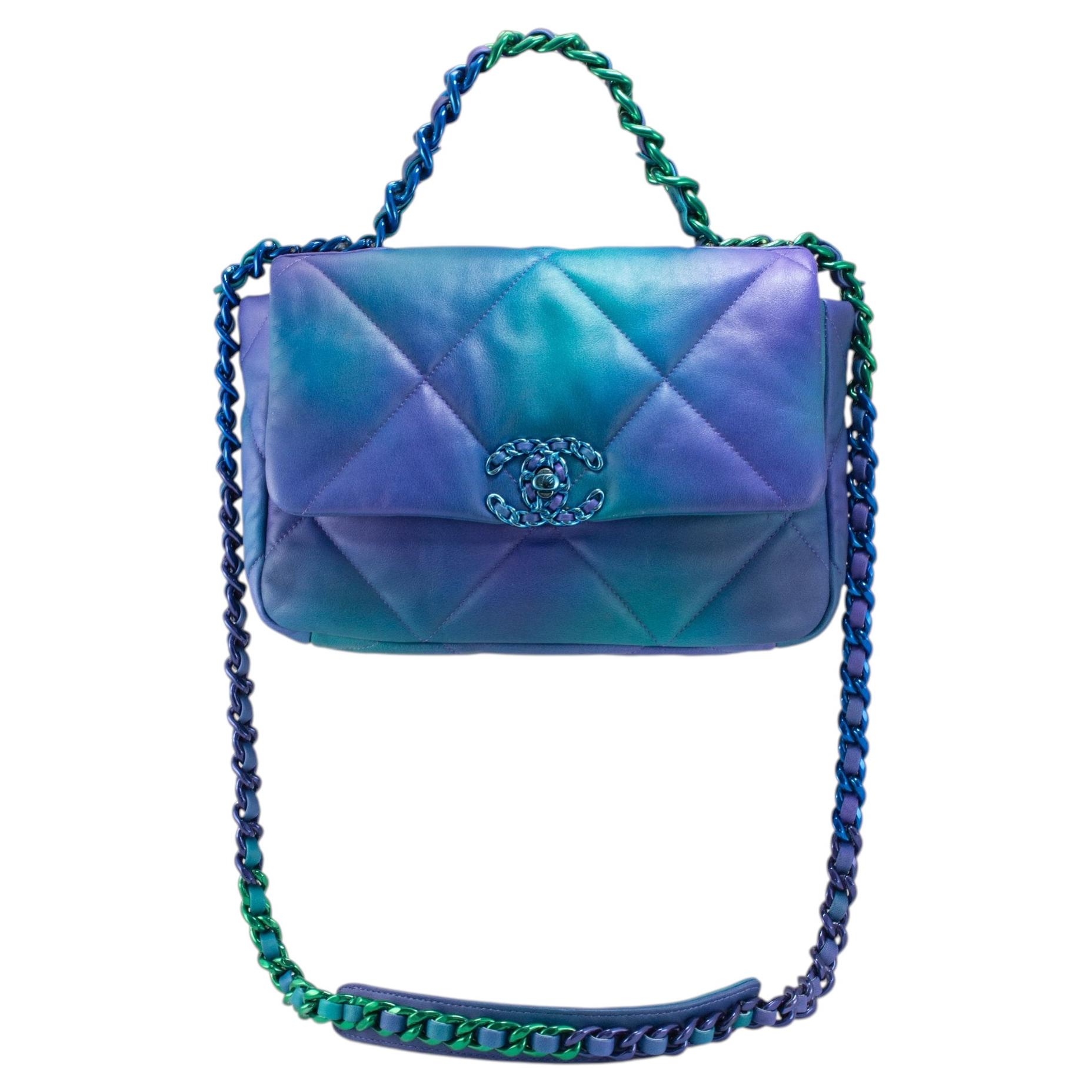 Chanel 19 Bolso mediano Tie-Dye acolchado de piel de becerro con cadena mixta