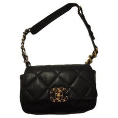 Chanel 19 Quilted CC Front Black Leathe Gold Chain Waist Bag