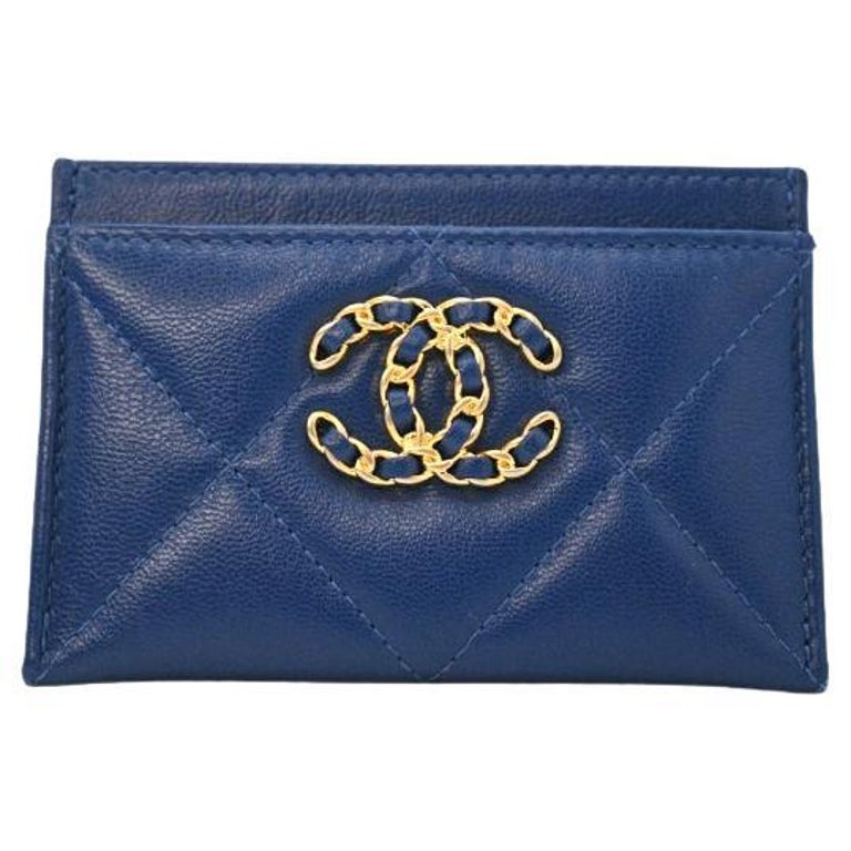 Chanel 19 Quilted Goatskin Card Holder Dark Blue For Sale at 1stDibs