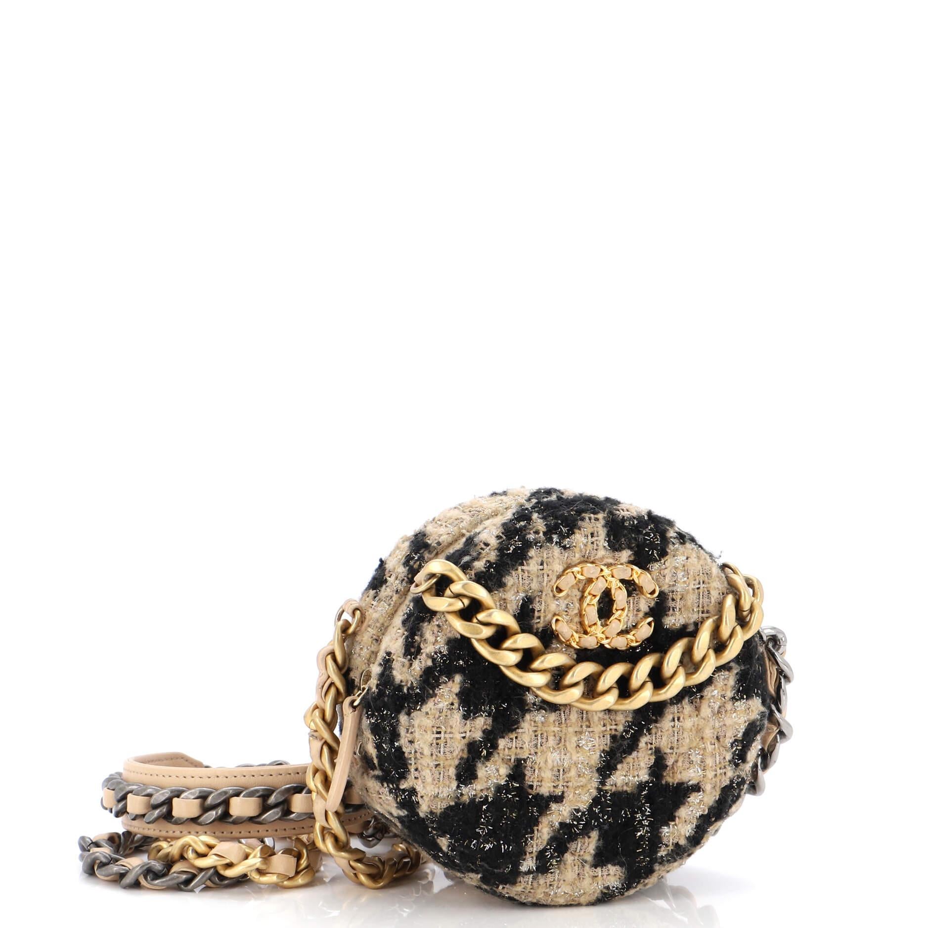 Chanel 19 Round Clutch with Chain and Coin Purse Quilted Tweed and Lambskin In Good Condition In NY, NY