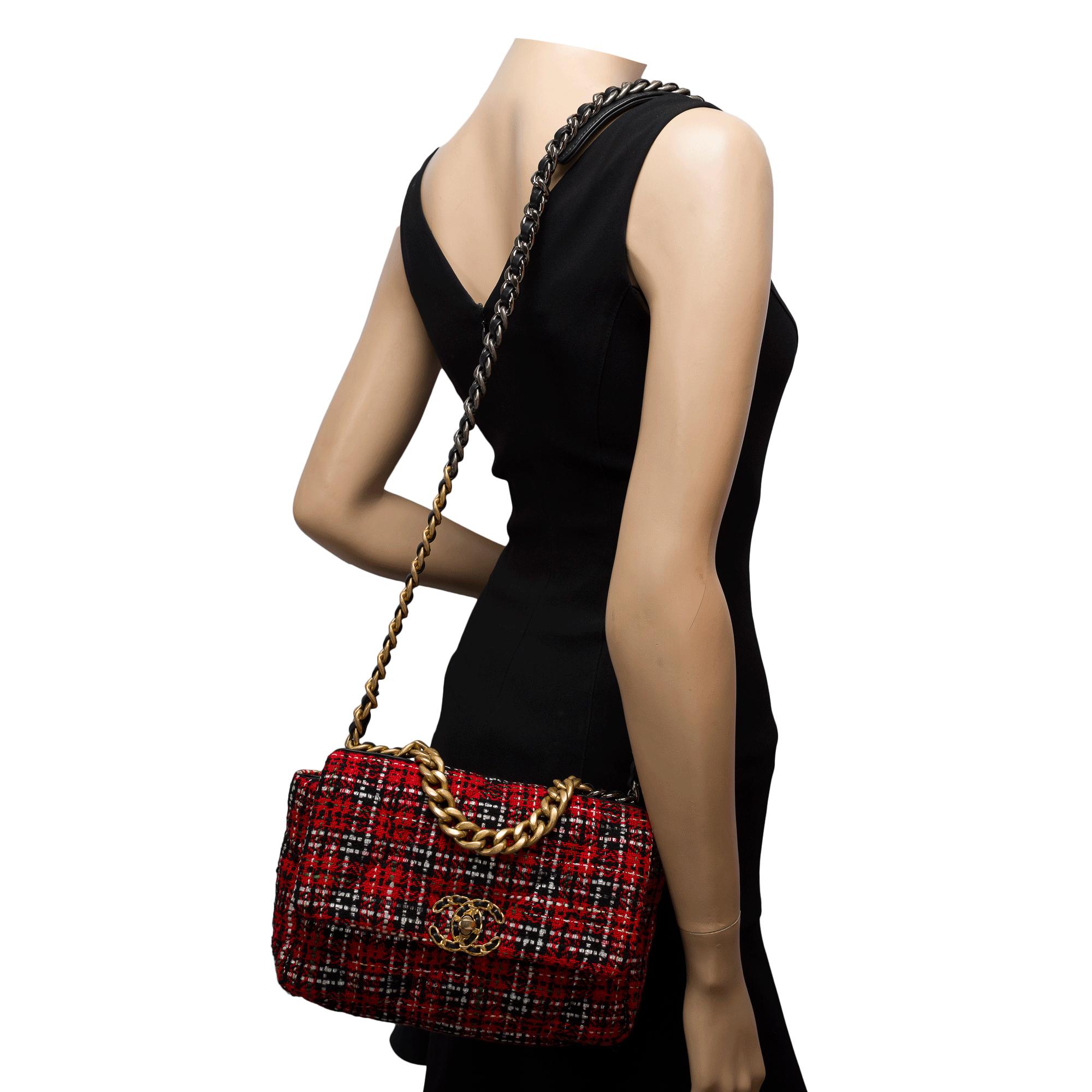Bolso Chanel 19 en Tweed acolchado multicolor , Oro mate y PHW en venta 8