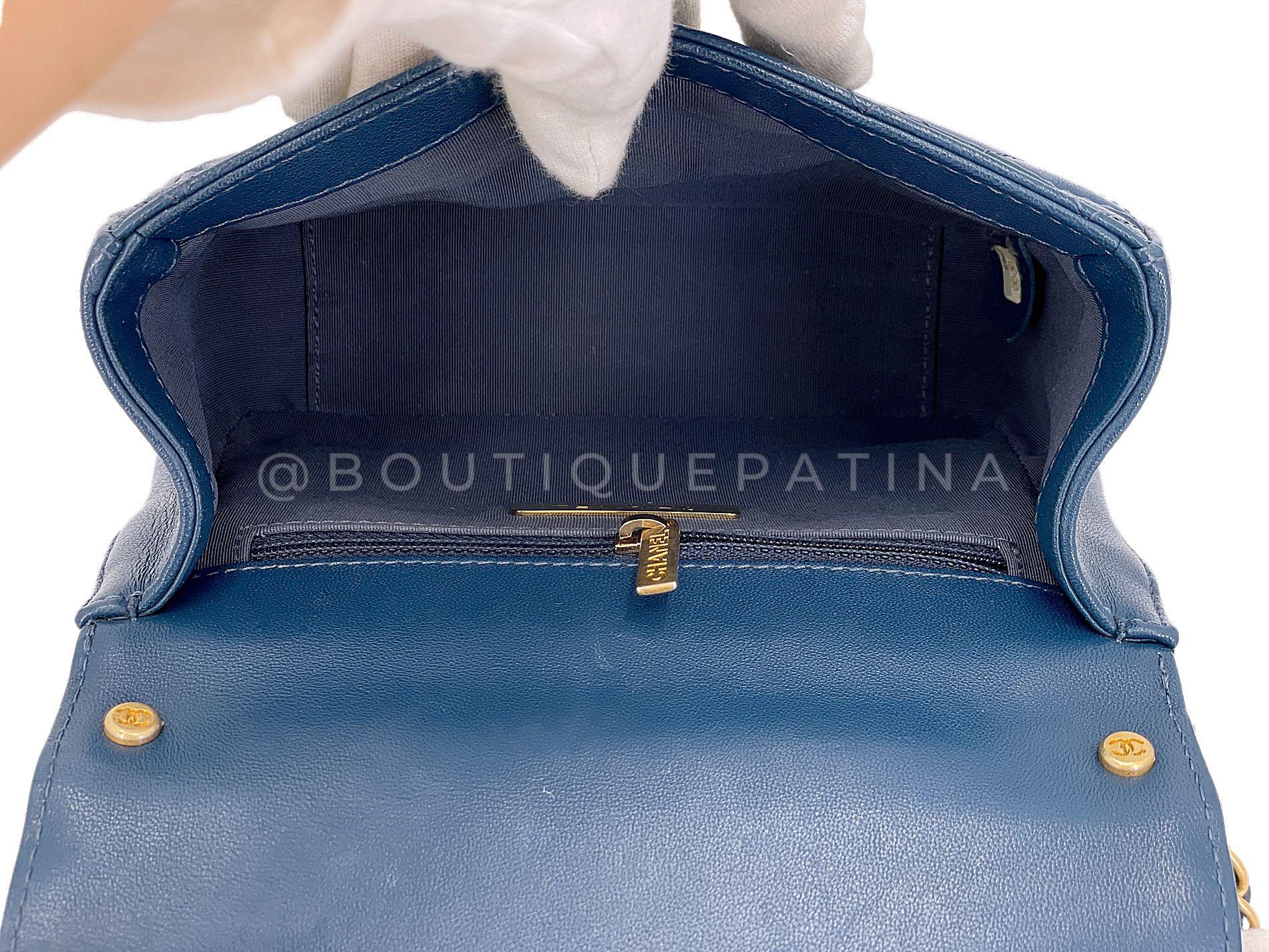 Chanel 19 Infinity sac à rabat à poignée supérieure bleu ardoise 68173 en vente 7
