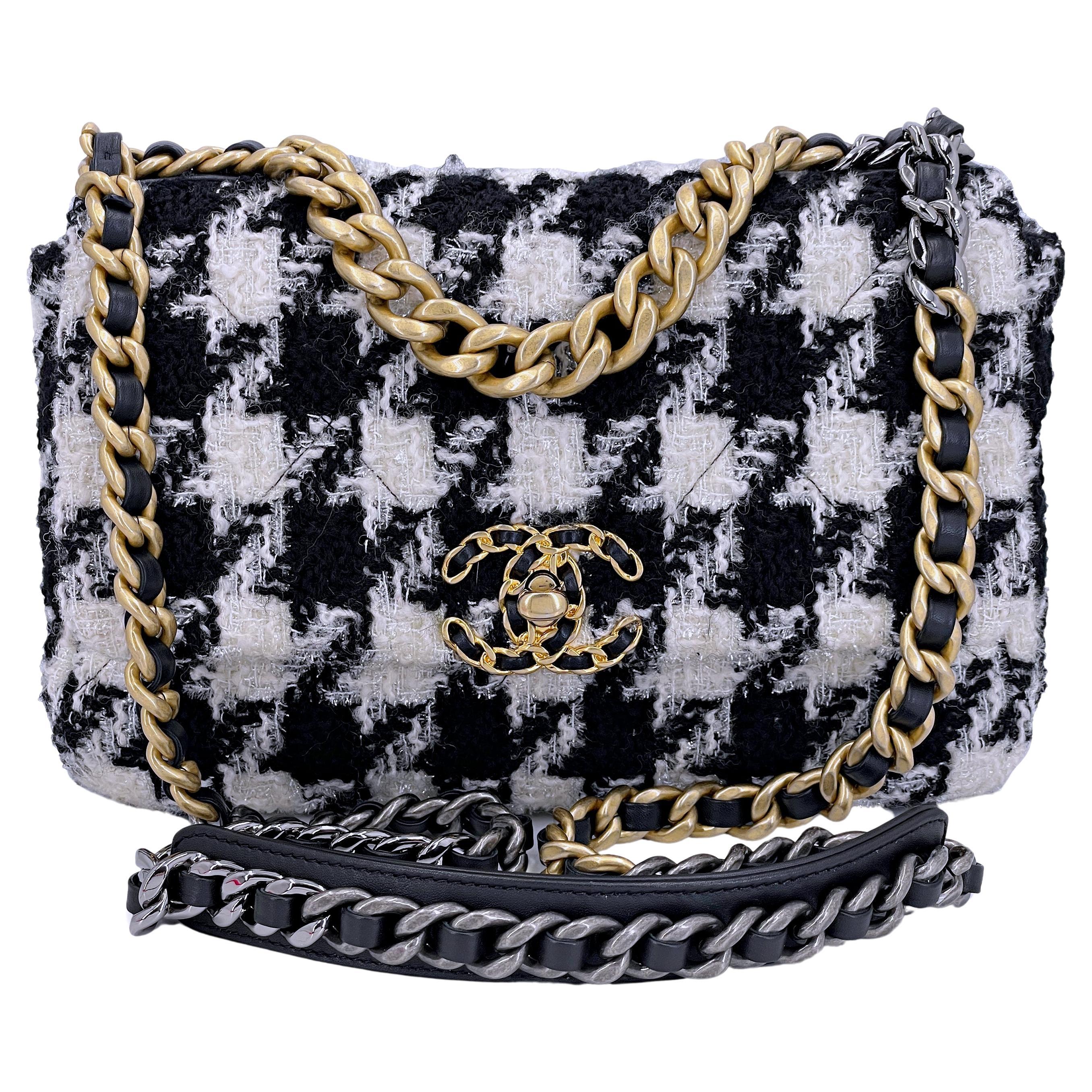 Chanel 19 Small Medium Houndstooth Tweed Flap Bag 67226 For