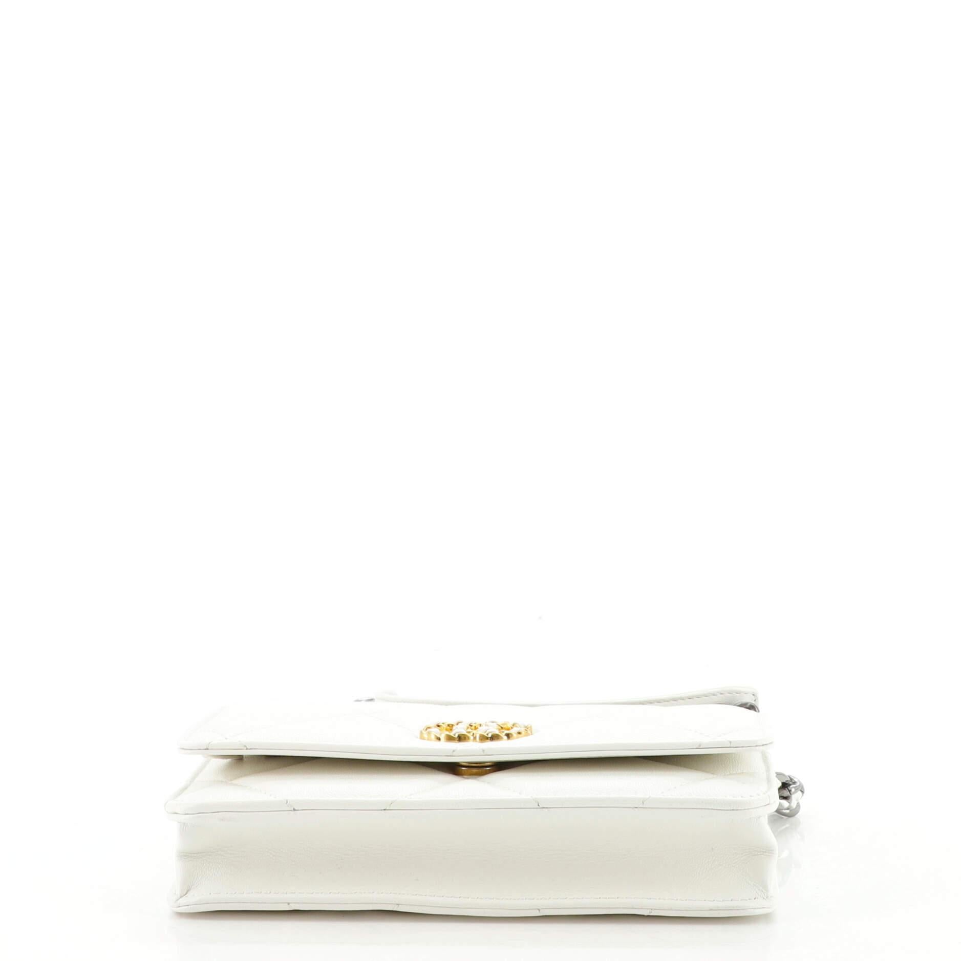 Women's or Men's Chanel 19 Wallet on Chain Quilted Lambskin