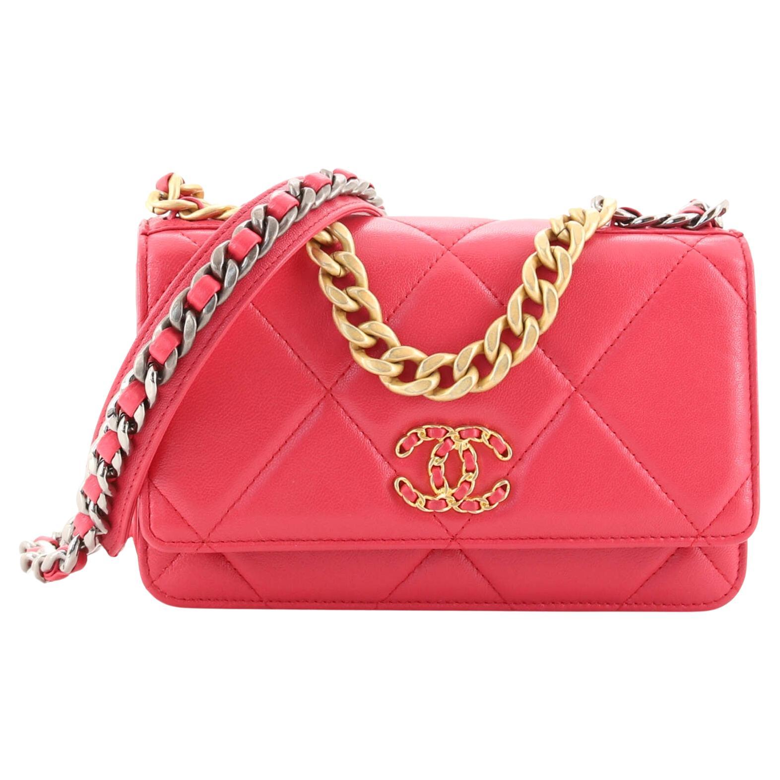 Chanel 19 Wallet on Chain Quilted Lambskin
