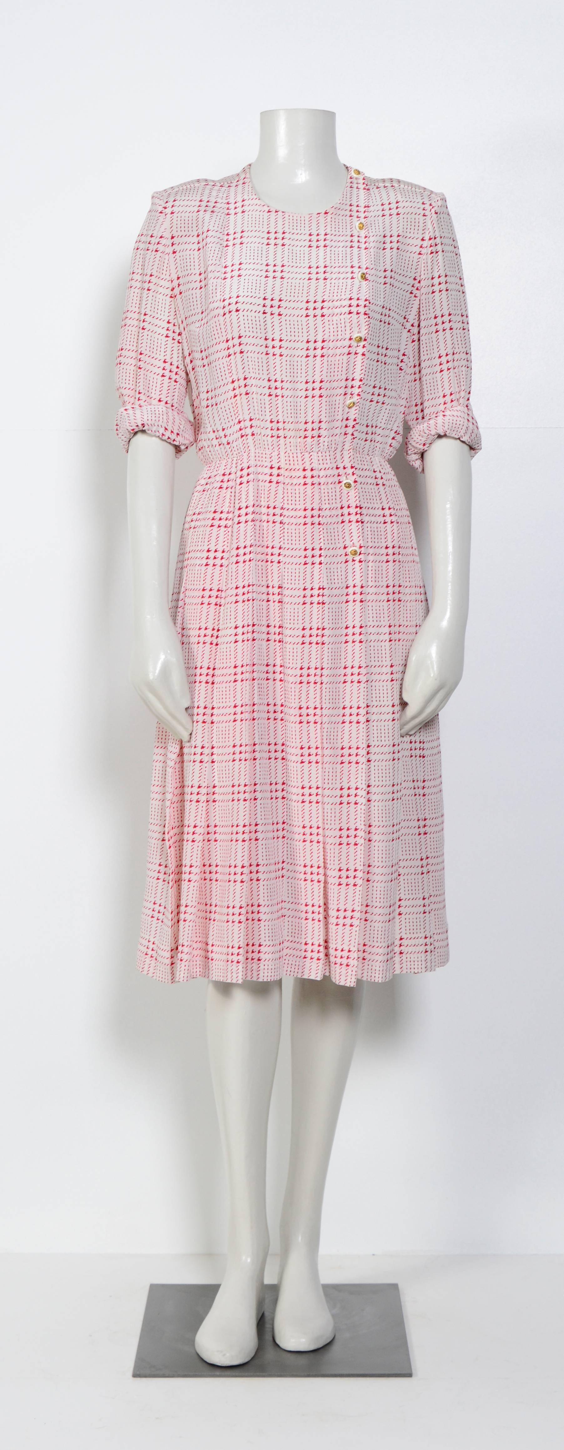 Women's Chanel vintage 1970s printed white & pink silk dress with matching scarf