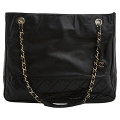 Sac shopping Chanel 1980  Timeless Classique Sac à main en cuir noir PM
