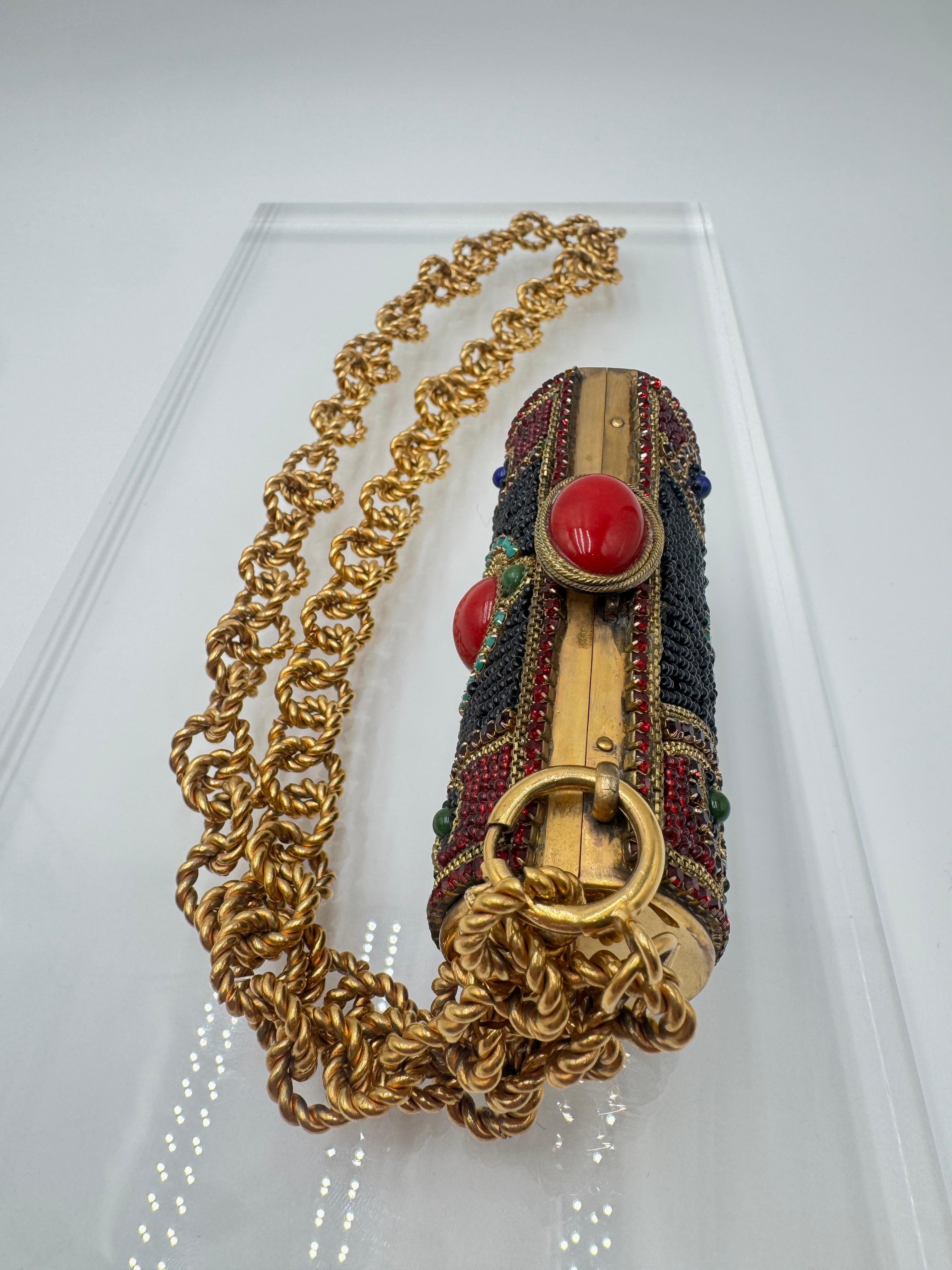 Chanel 1980, Minaudiere con perline e Jewell Ultra Rara in vendita 9
